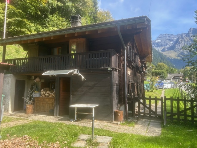 Photo 6