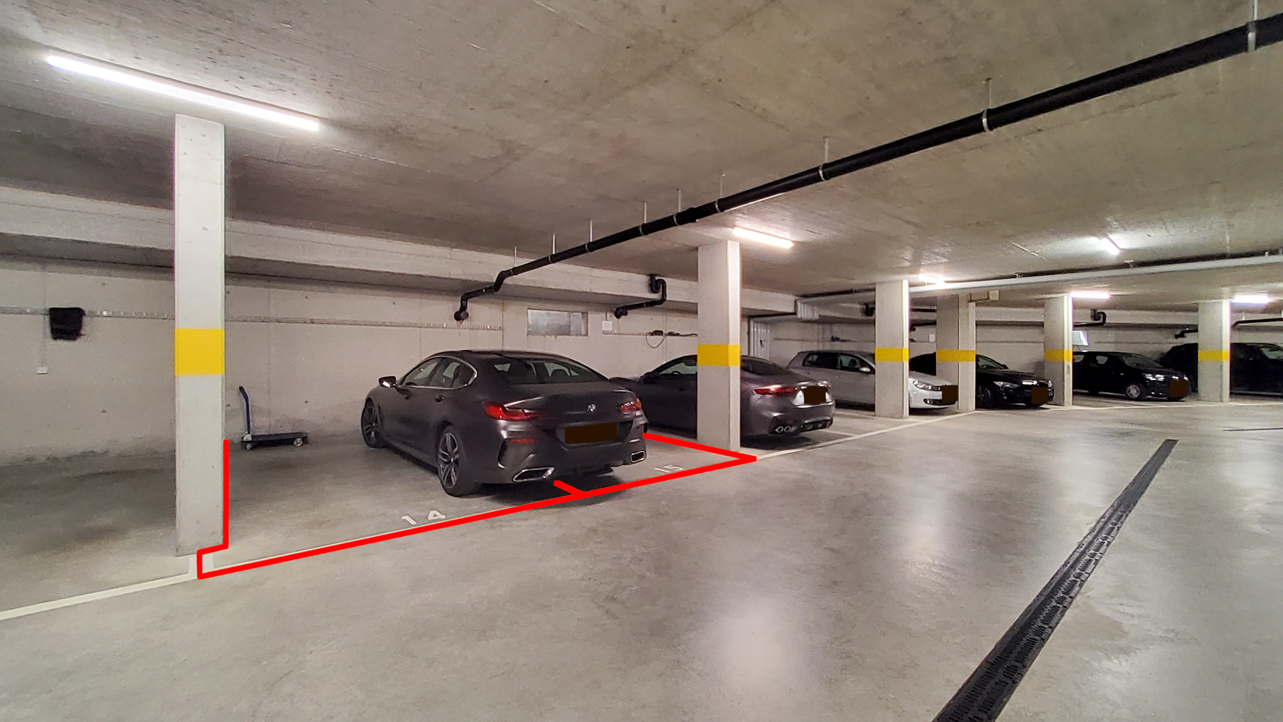 Autoeinstellhalle