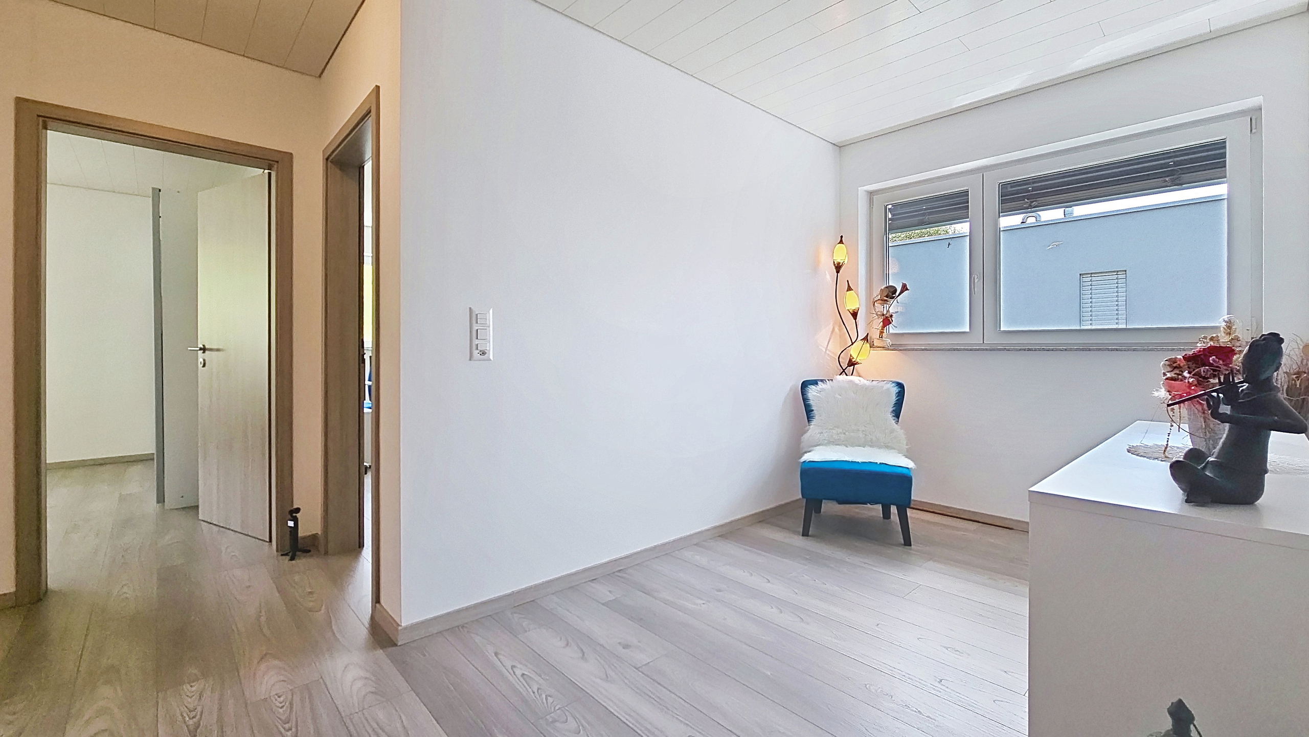 Dégagement bureau - 1er étage Dégagement bureau - 1er étage