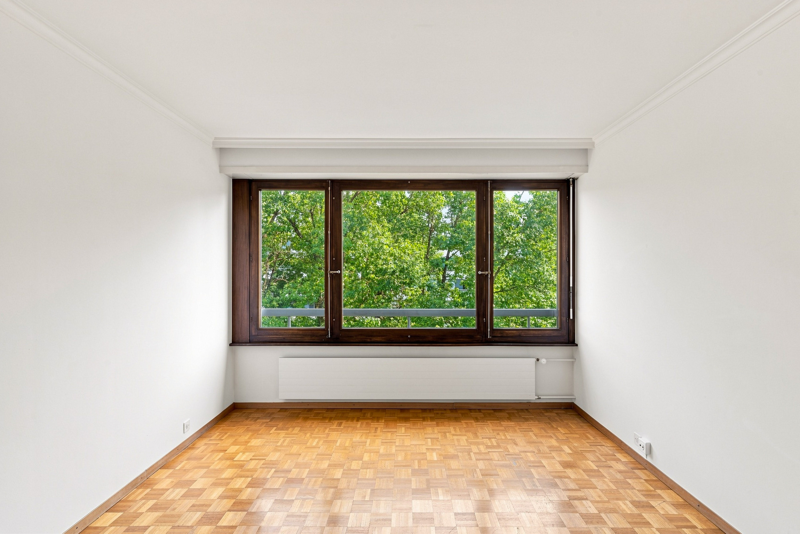 Interior view 10