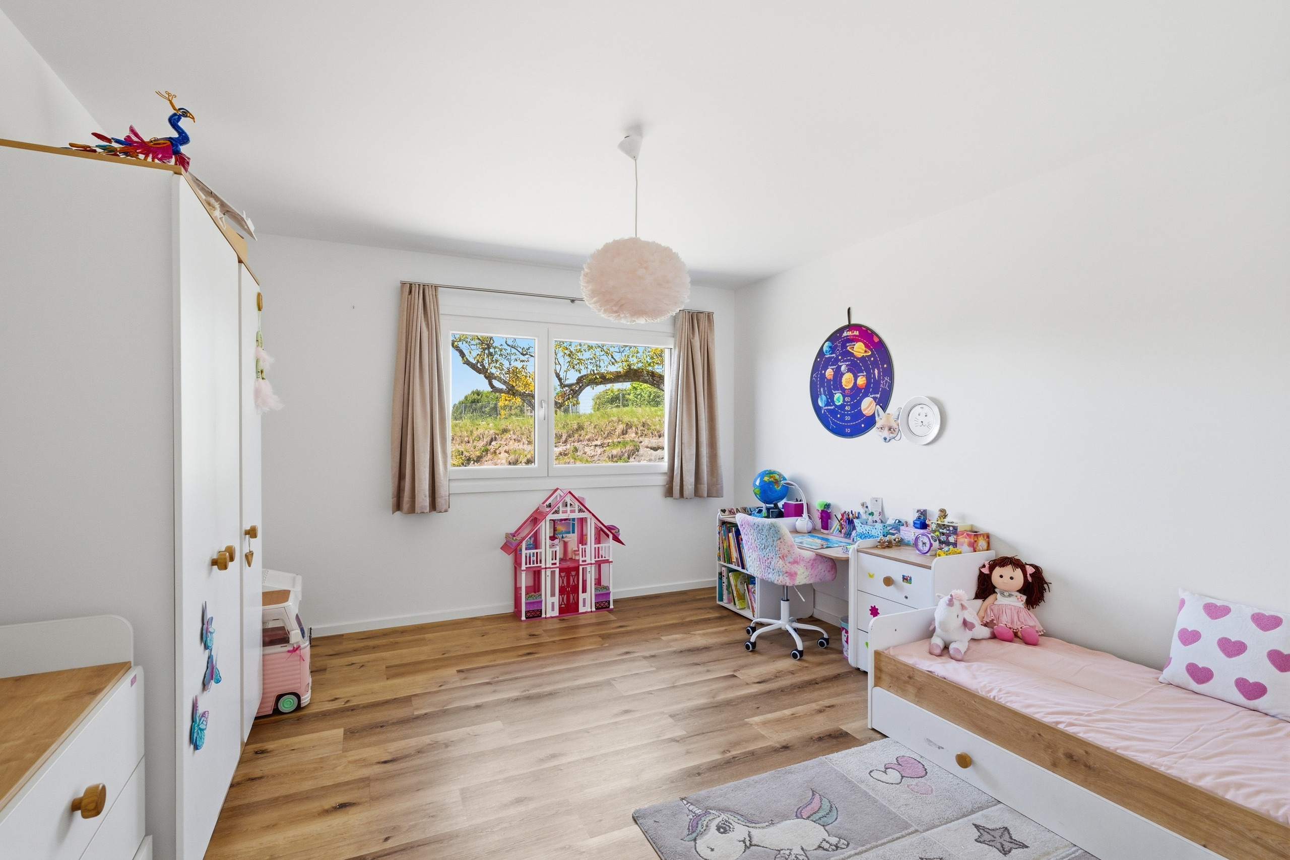 Interior view 5