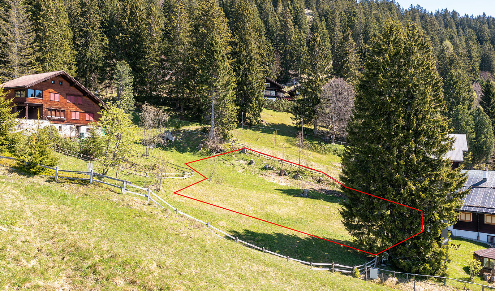 Weitere Fotos unter www.dv-immo.ch