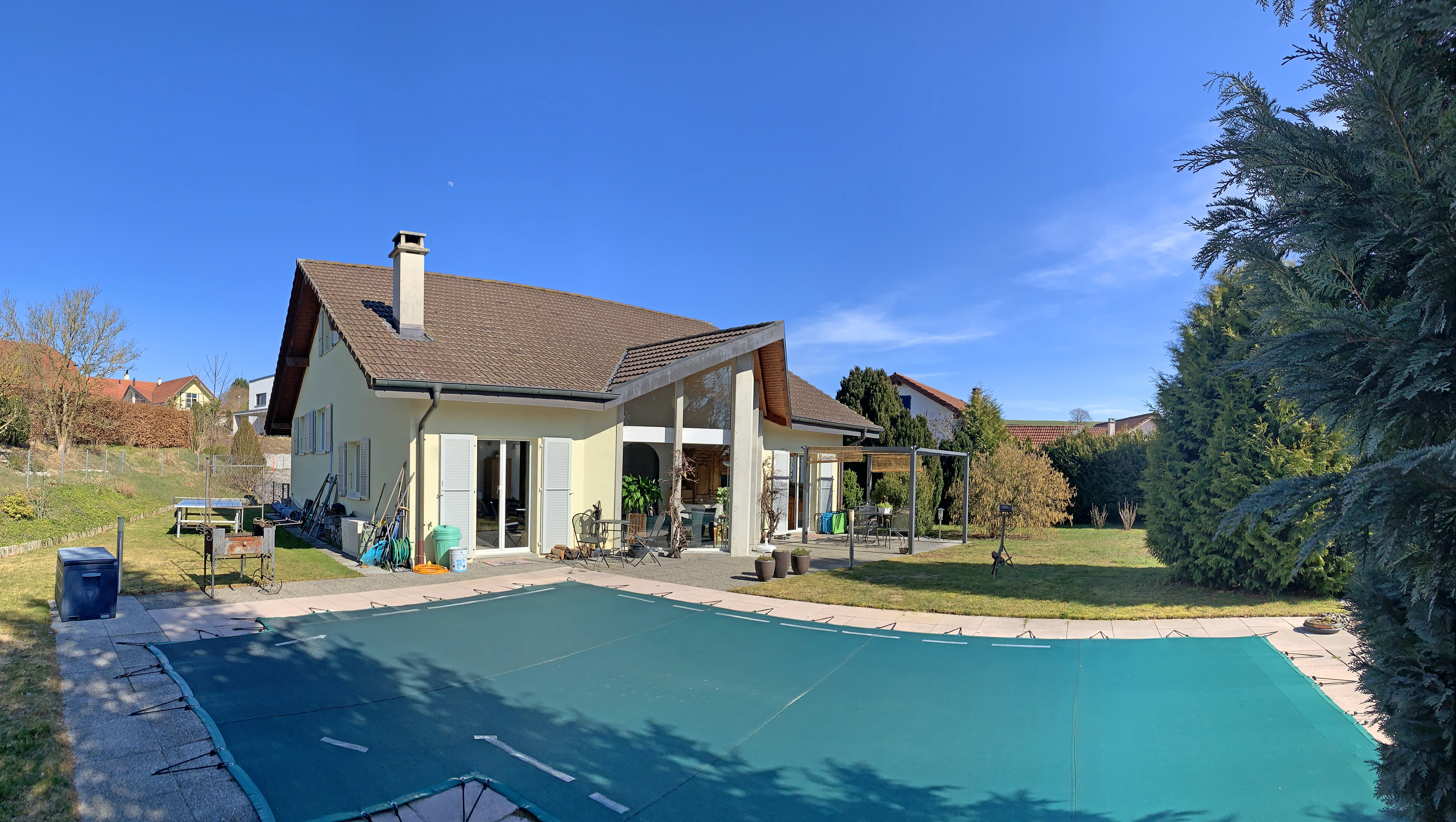 Villa