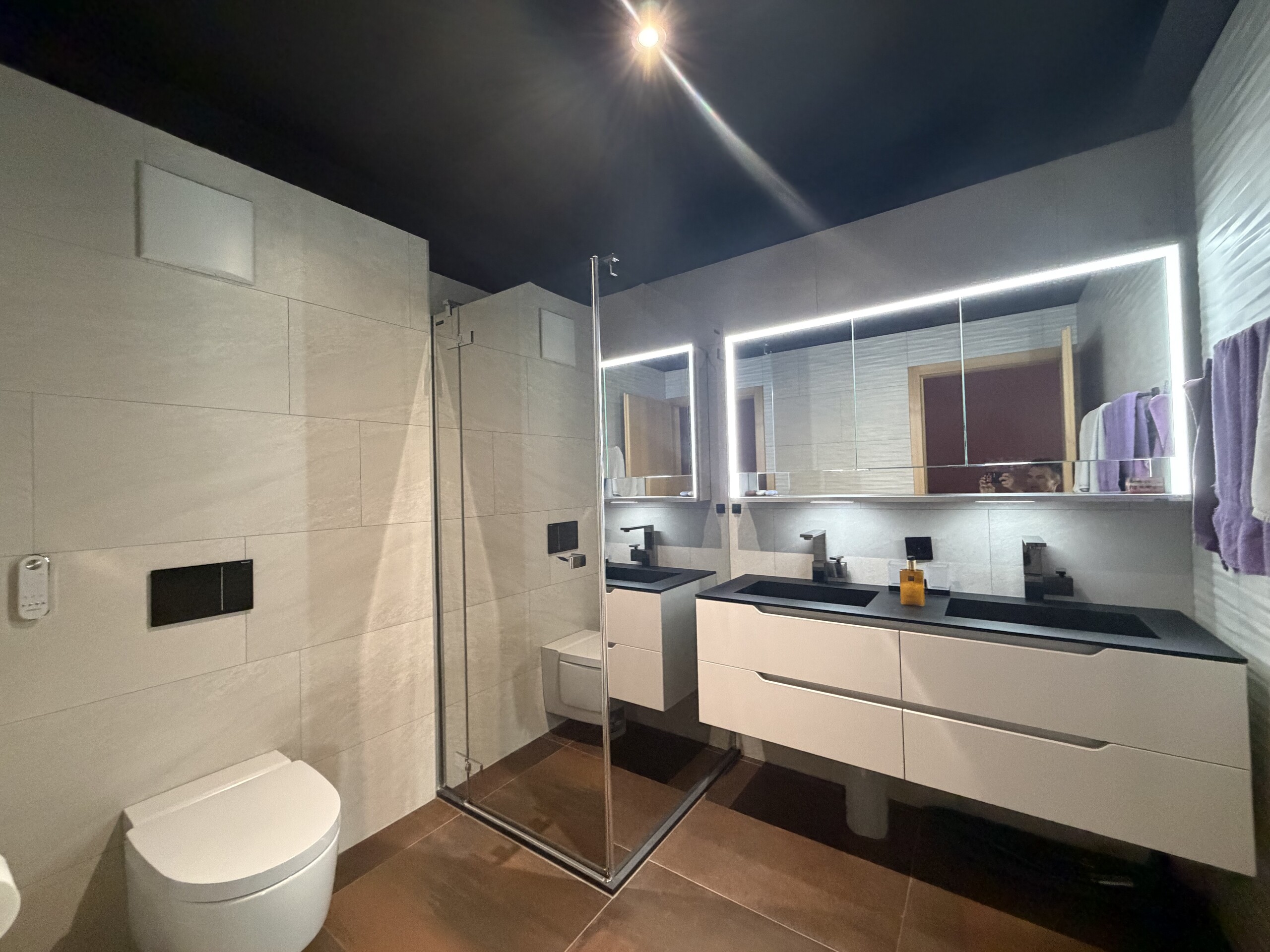Interior view 5