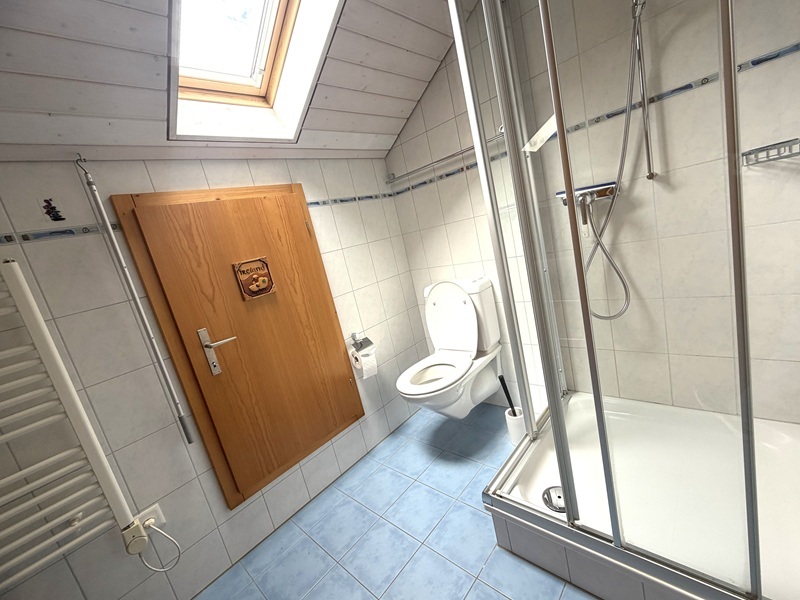 2. Stock Dusche/WC 2. Stock Dusche/WC