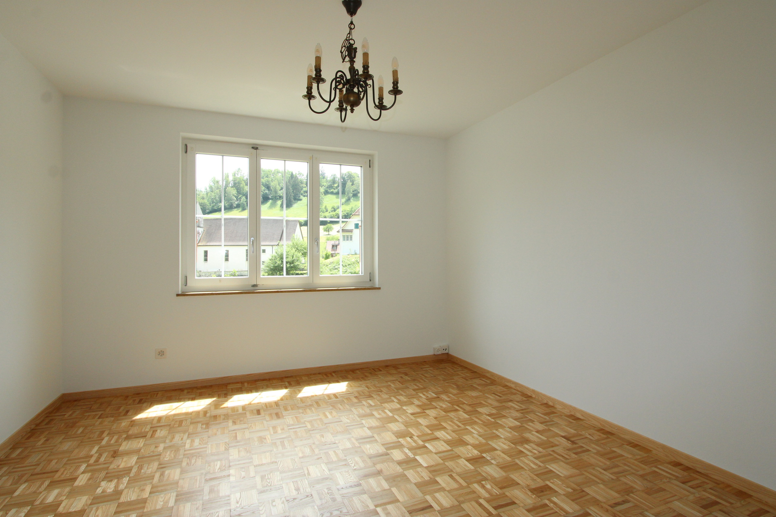 Interior view 4