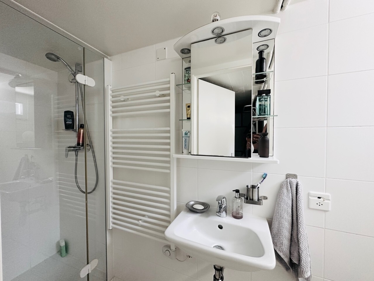 Interior view 9
