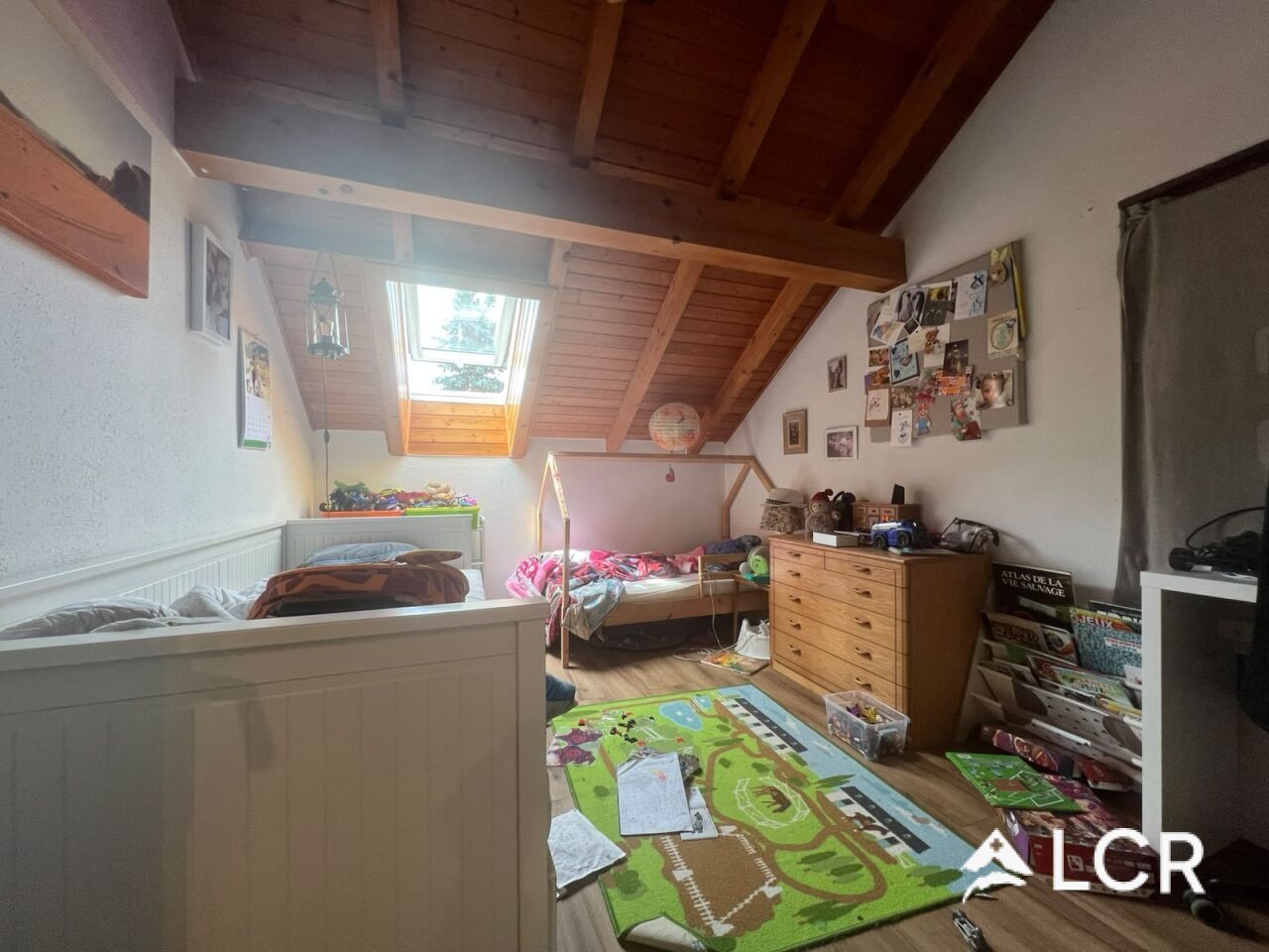 Photo 6