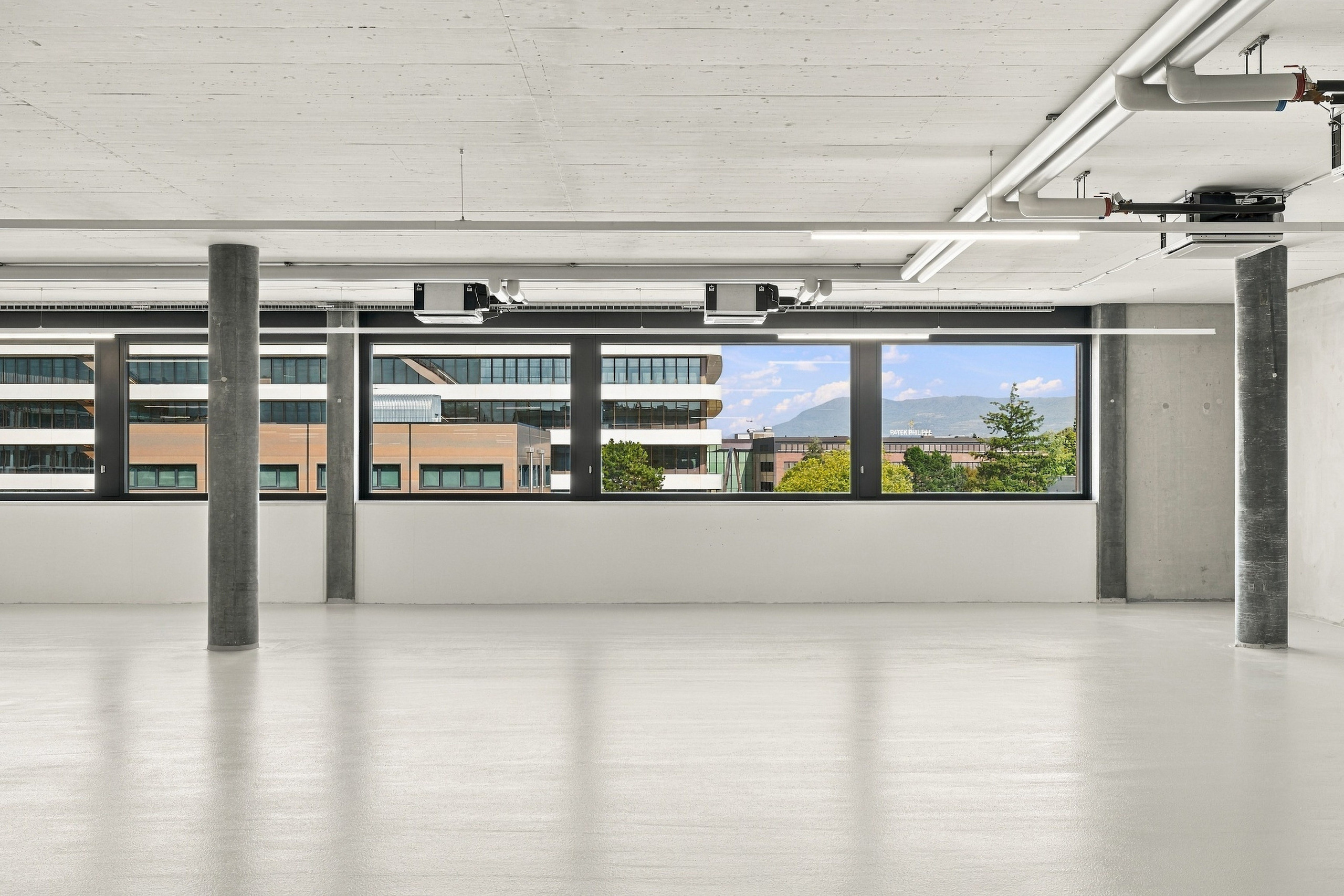 Interior view 4