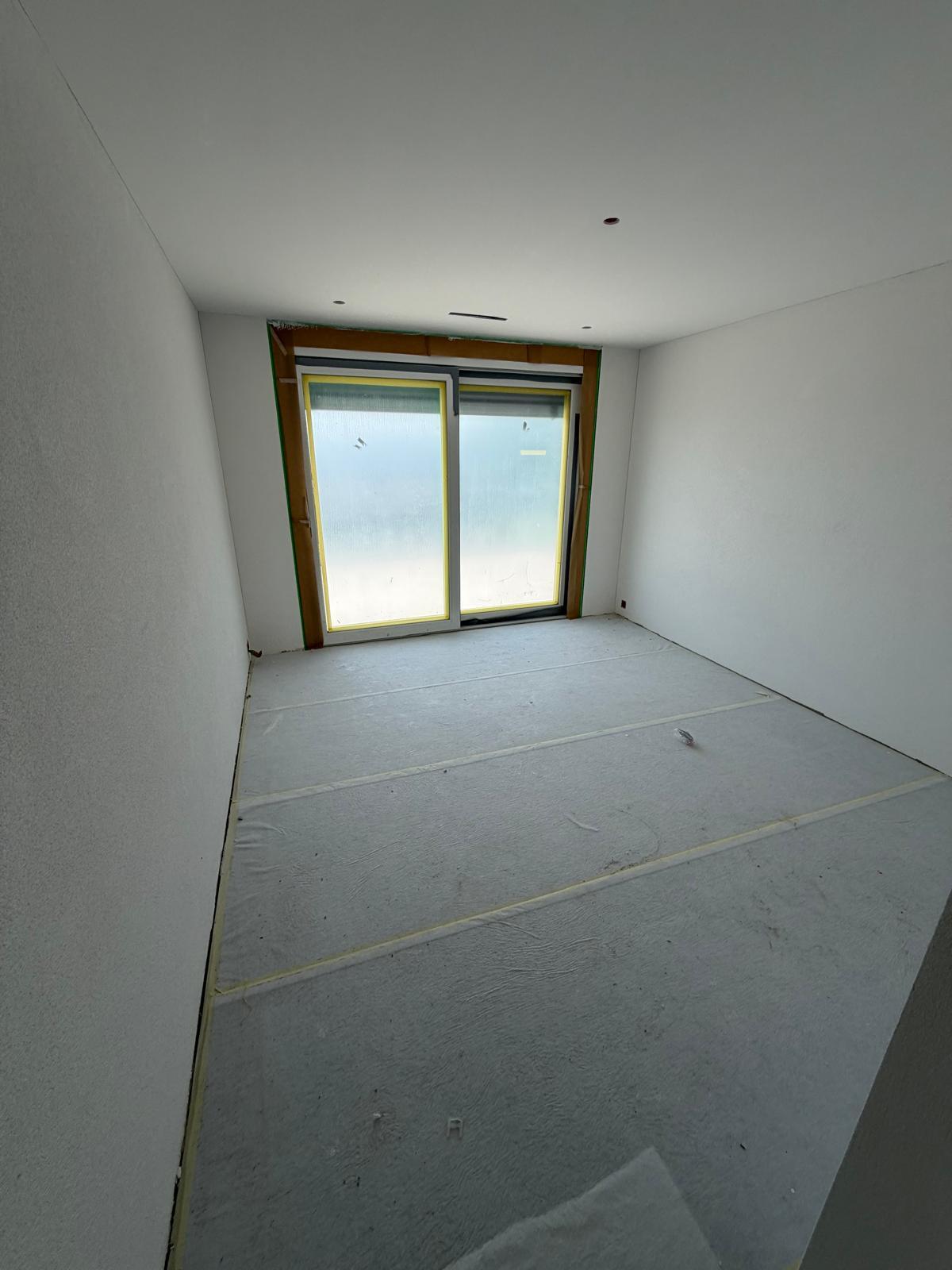 Interior view 5