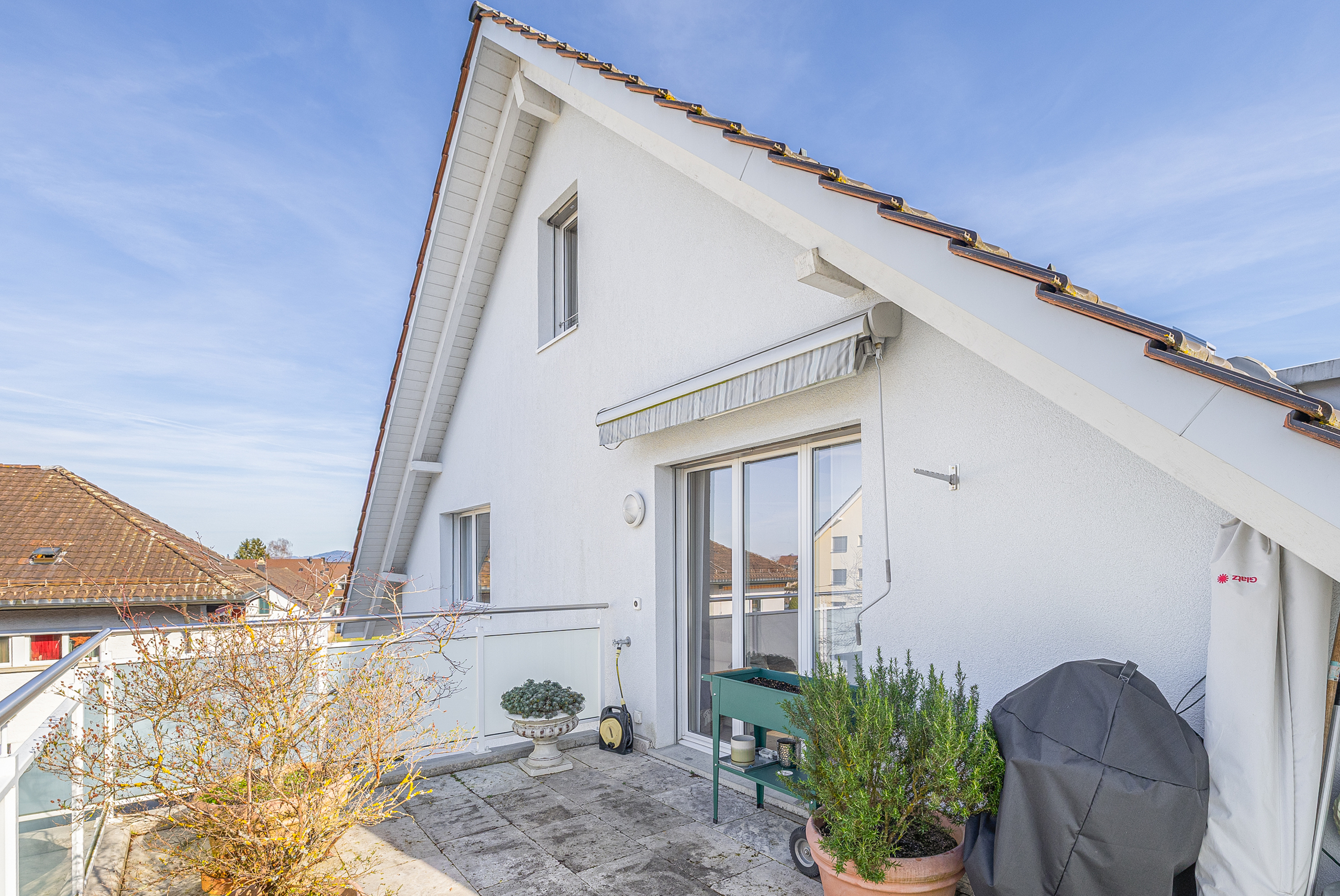 [!form_picture_interior_big!] 3