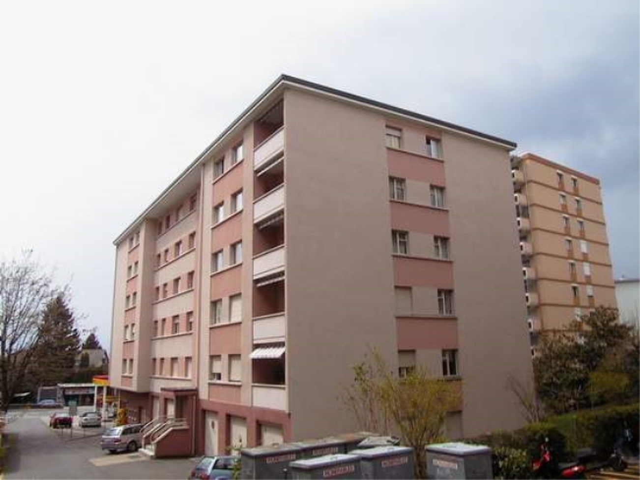 Firstview