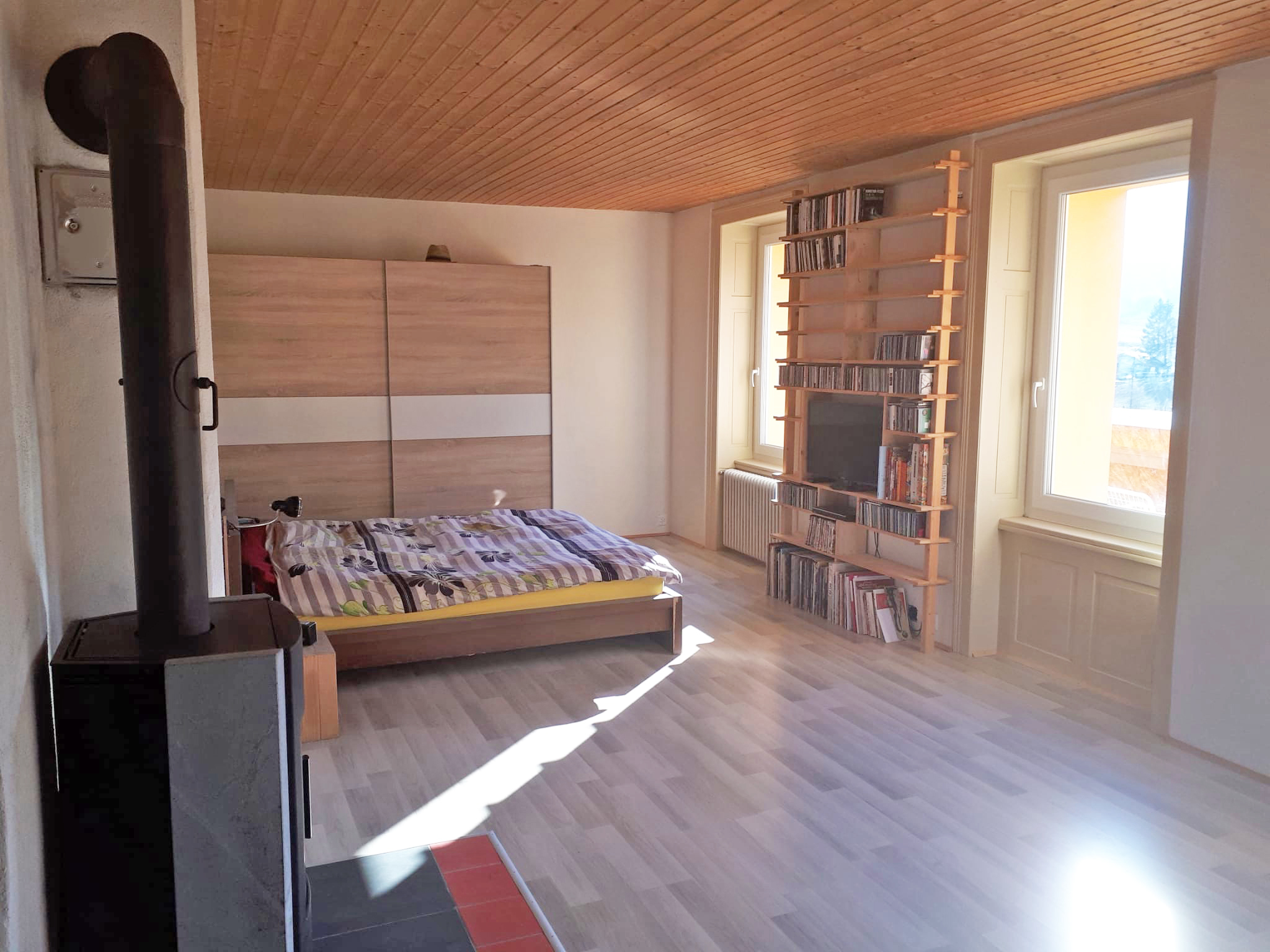 Photo 6