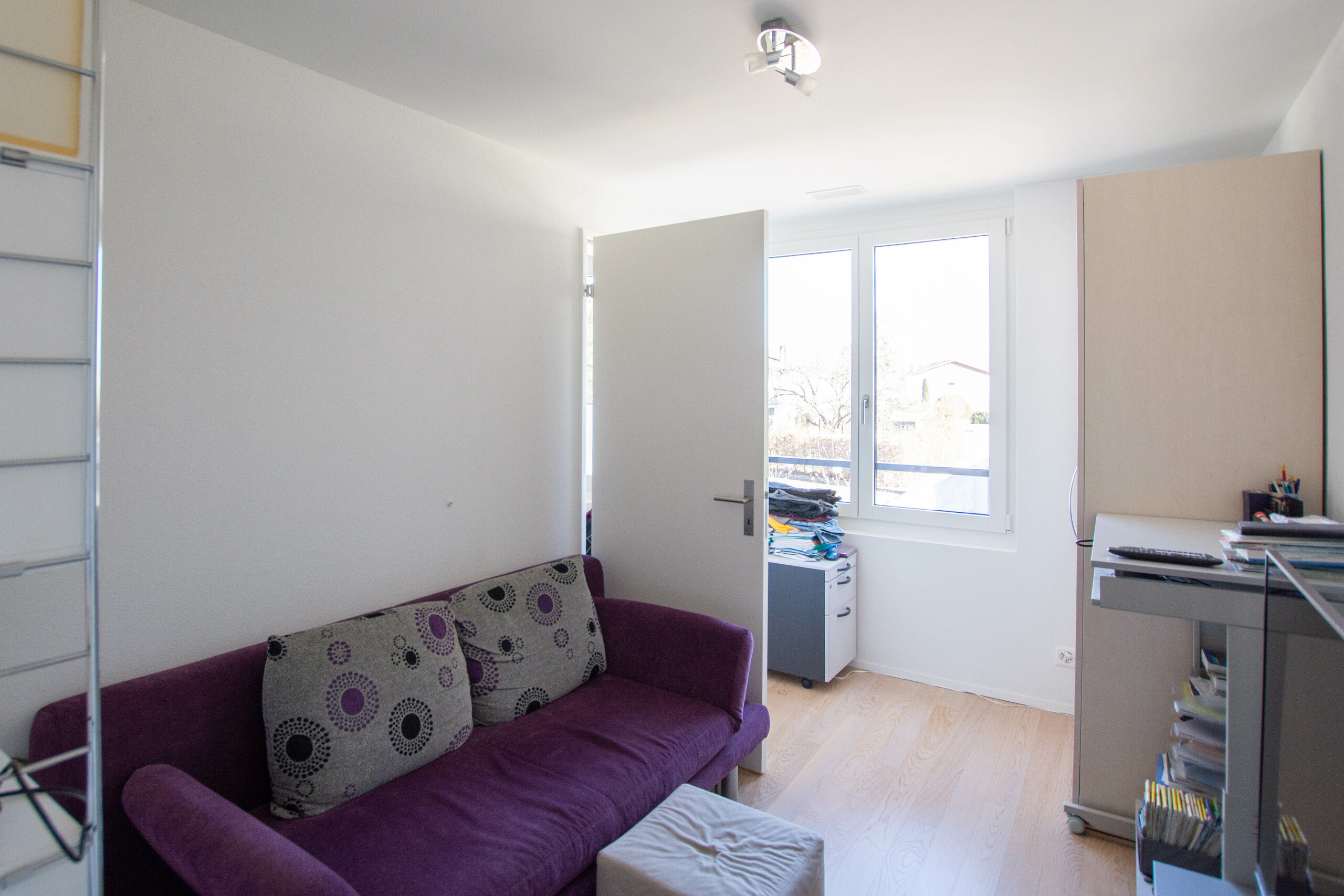Interior view 6