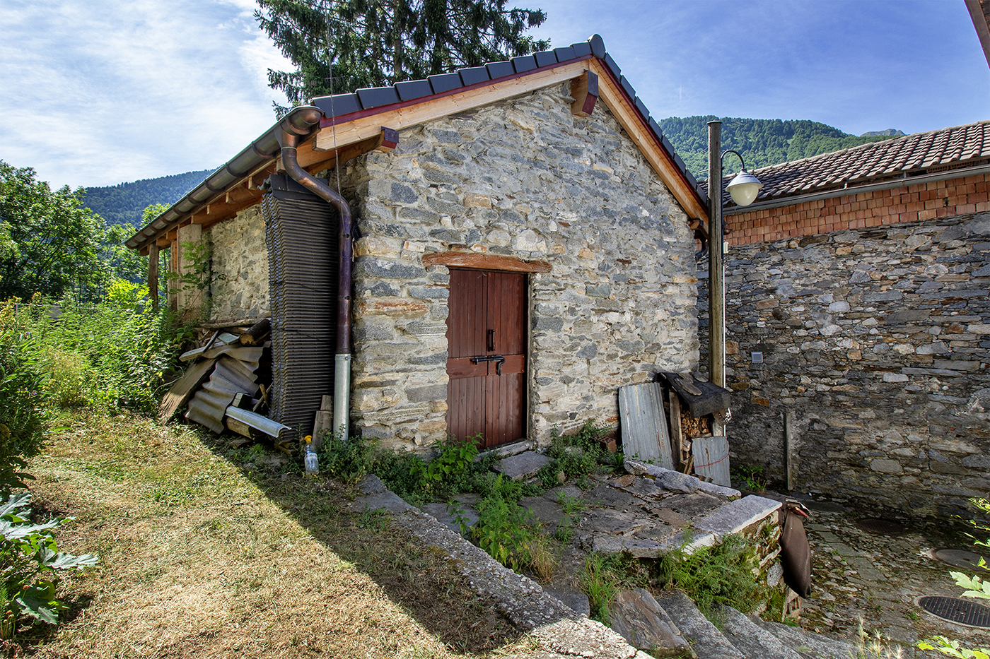 Photo 8