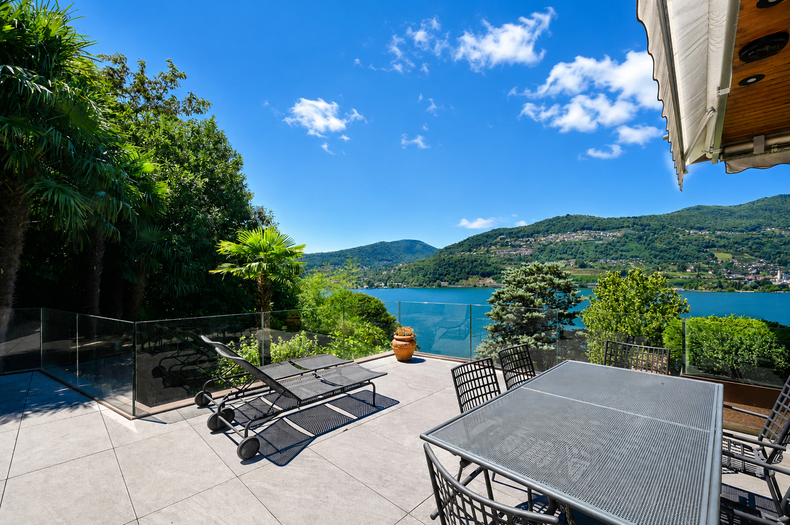 Vista esteriore 3