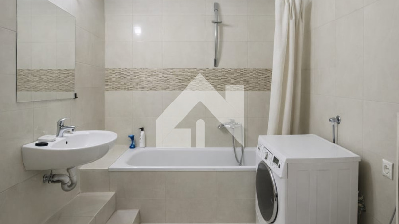 Salle-de-bain d'un logement