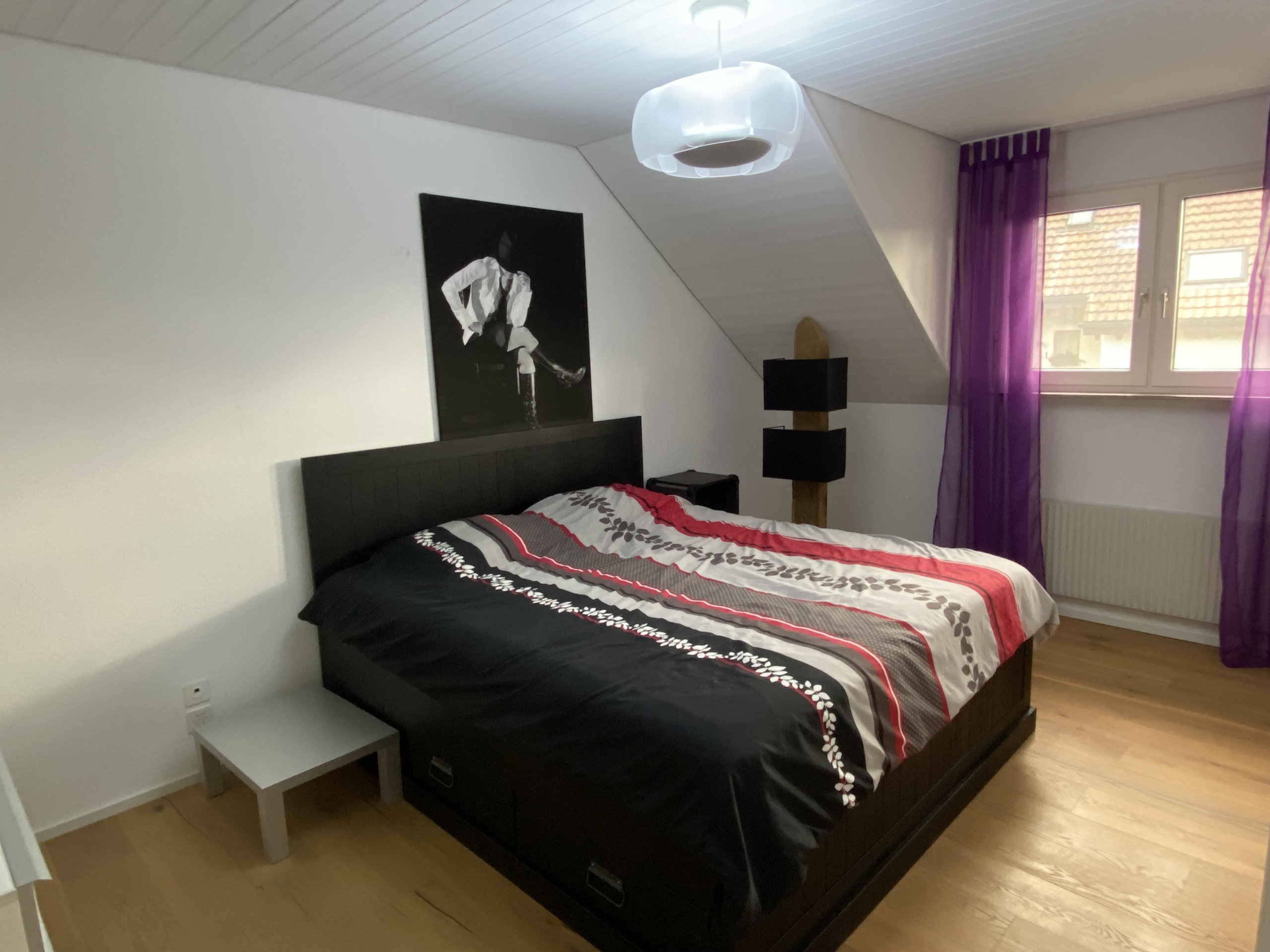 Zimmer 4 OG