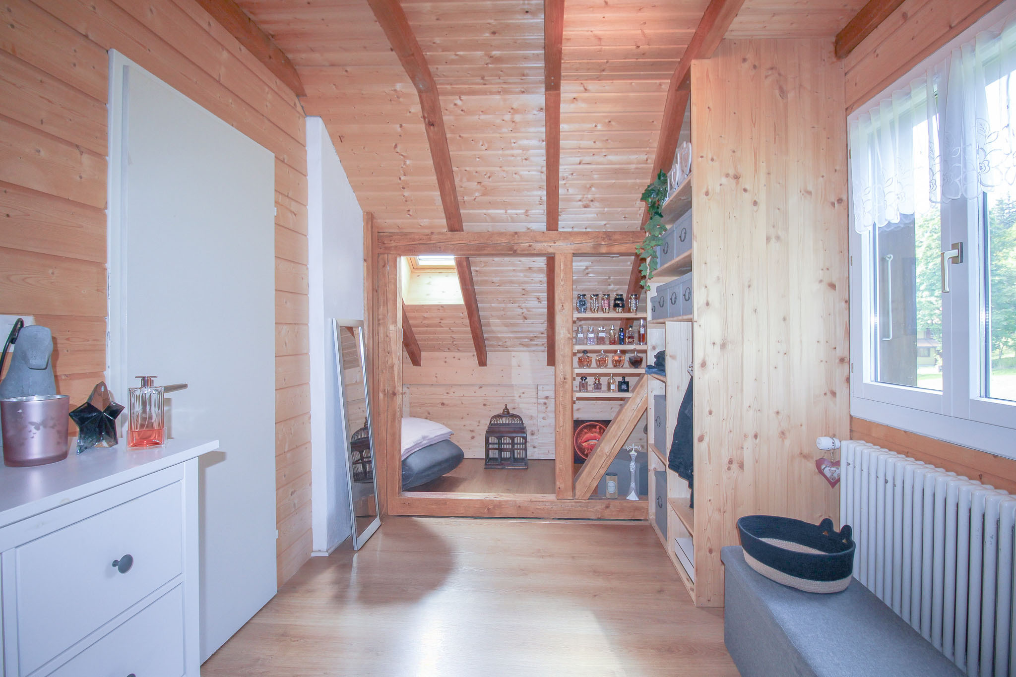 2ème étage - chambre no 4 2ème étage - chambre no 4