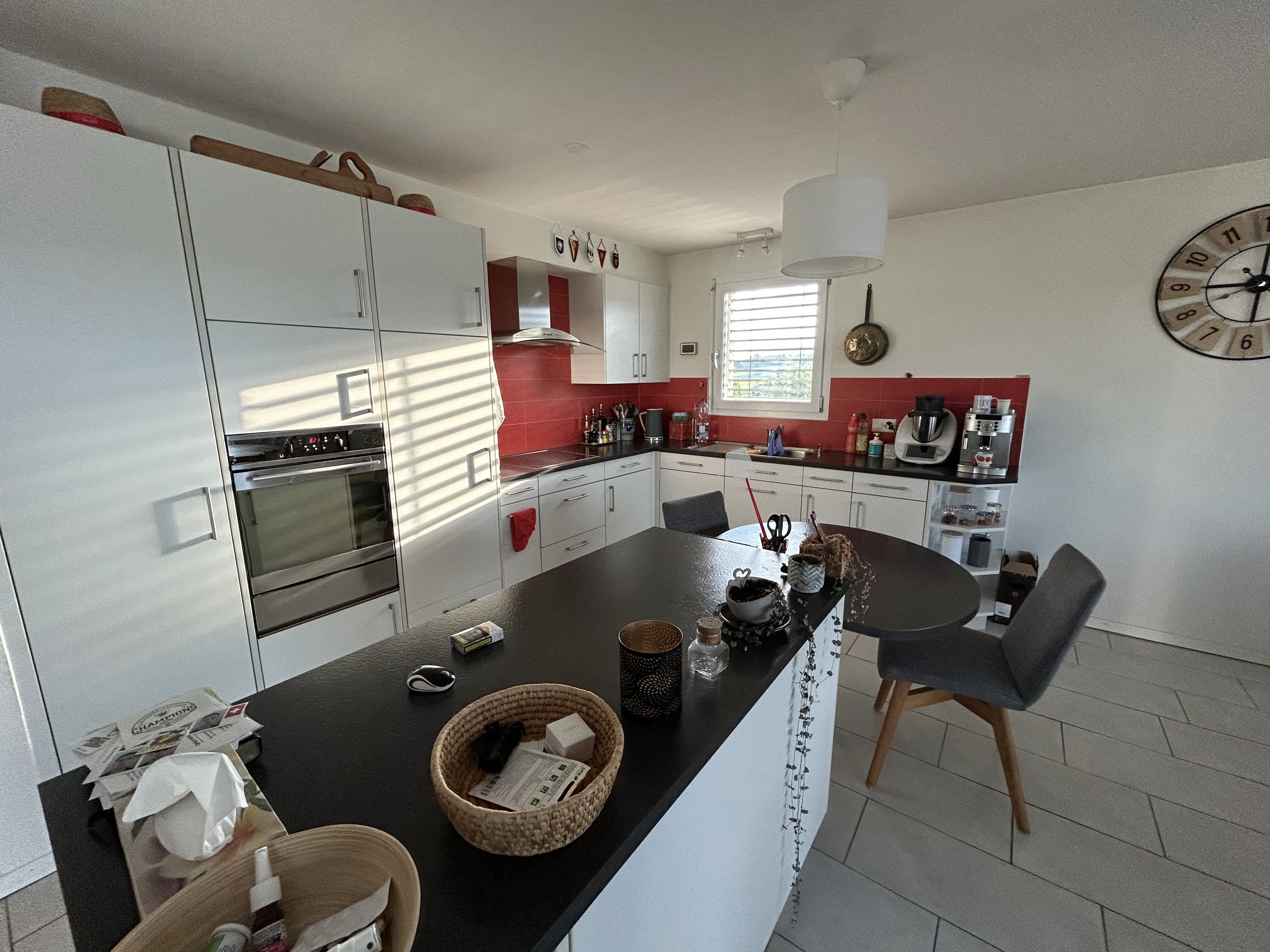 Interior view 2
