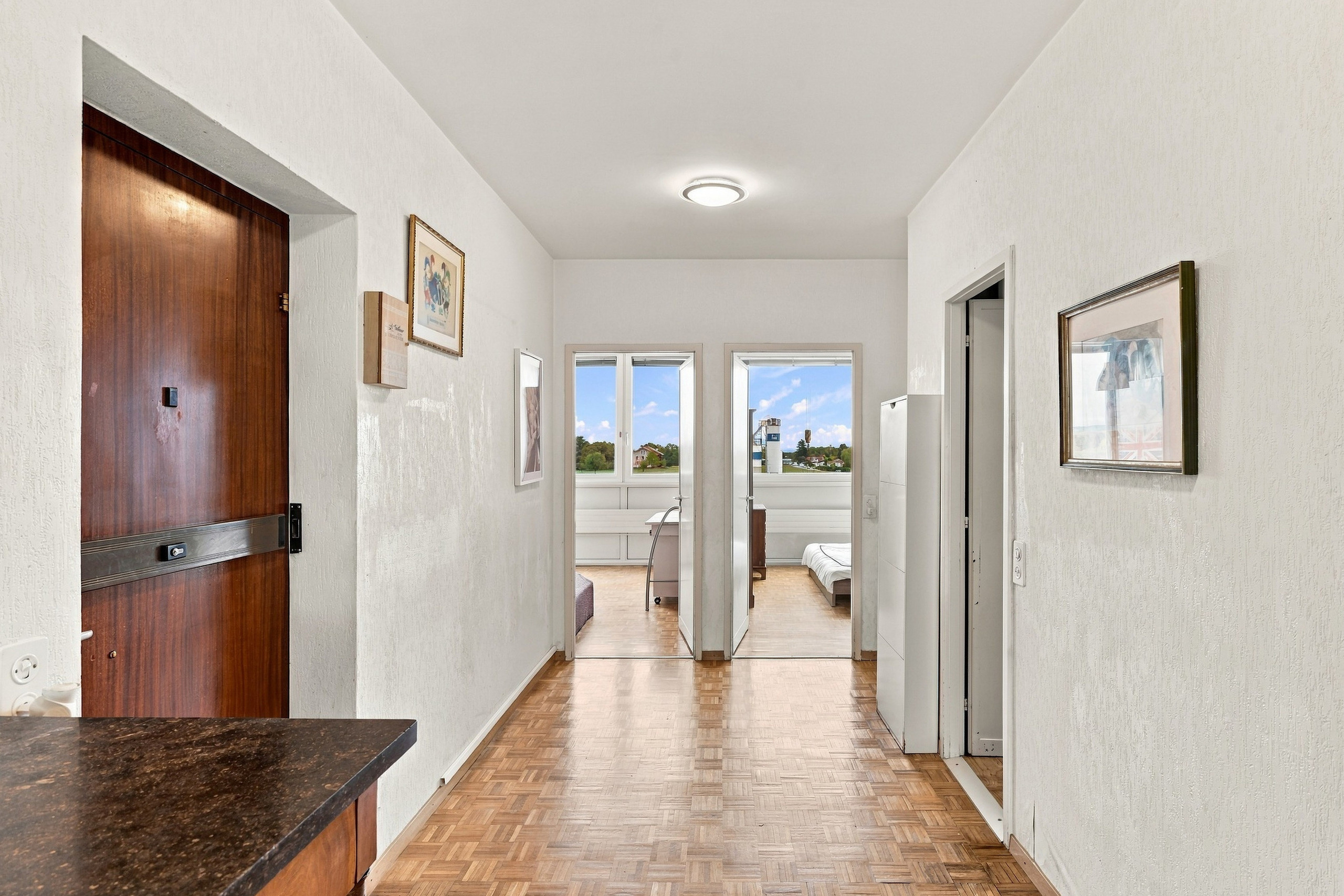 Interior view 5