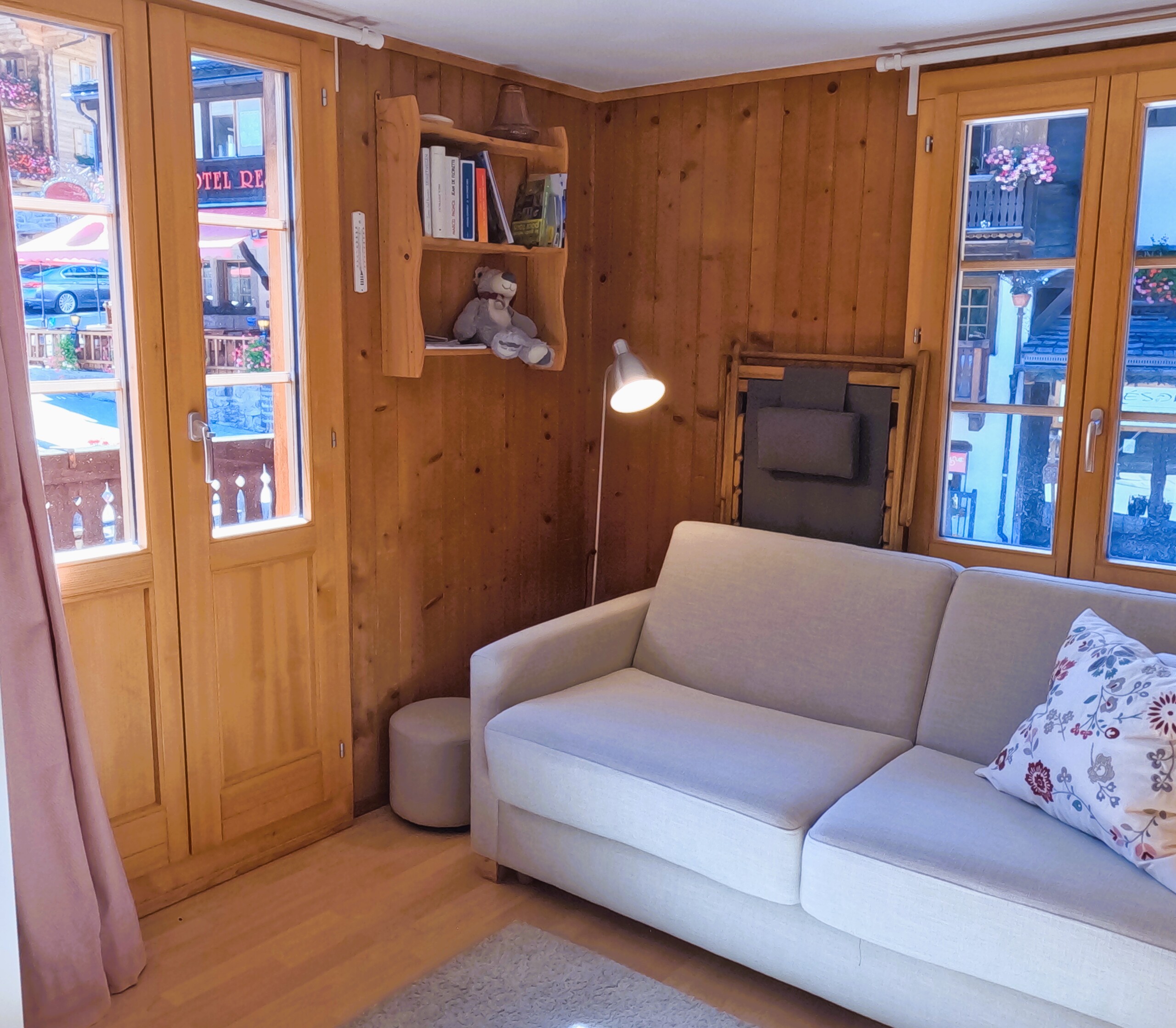 Chambre à coucher avec canapé-lit 