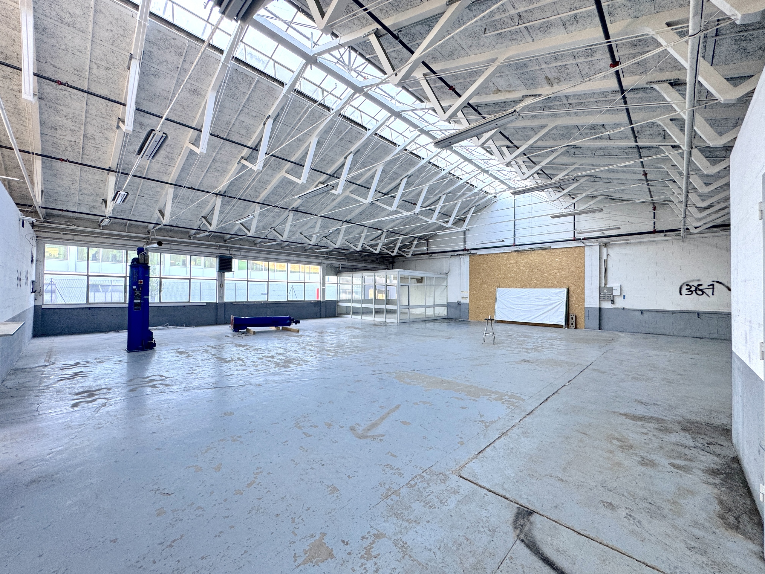 Interior view 2