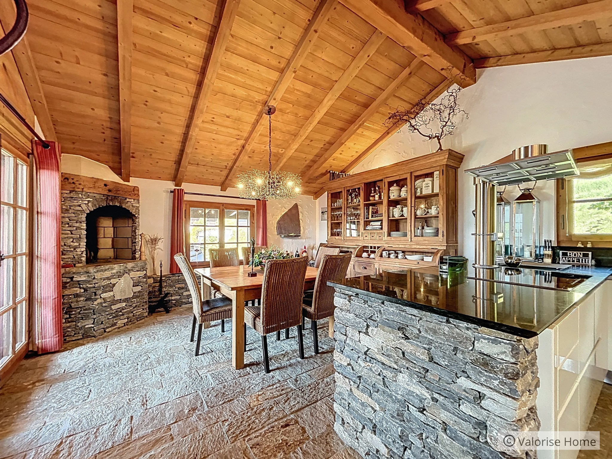 Coin à manger et cuisine