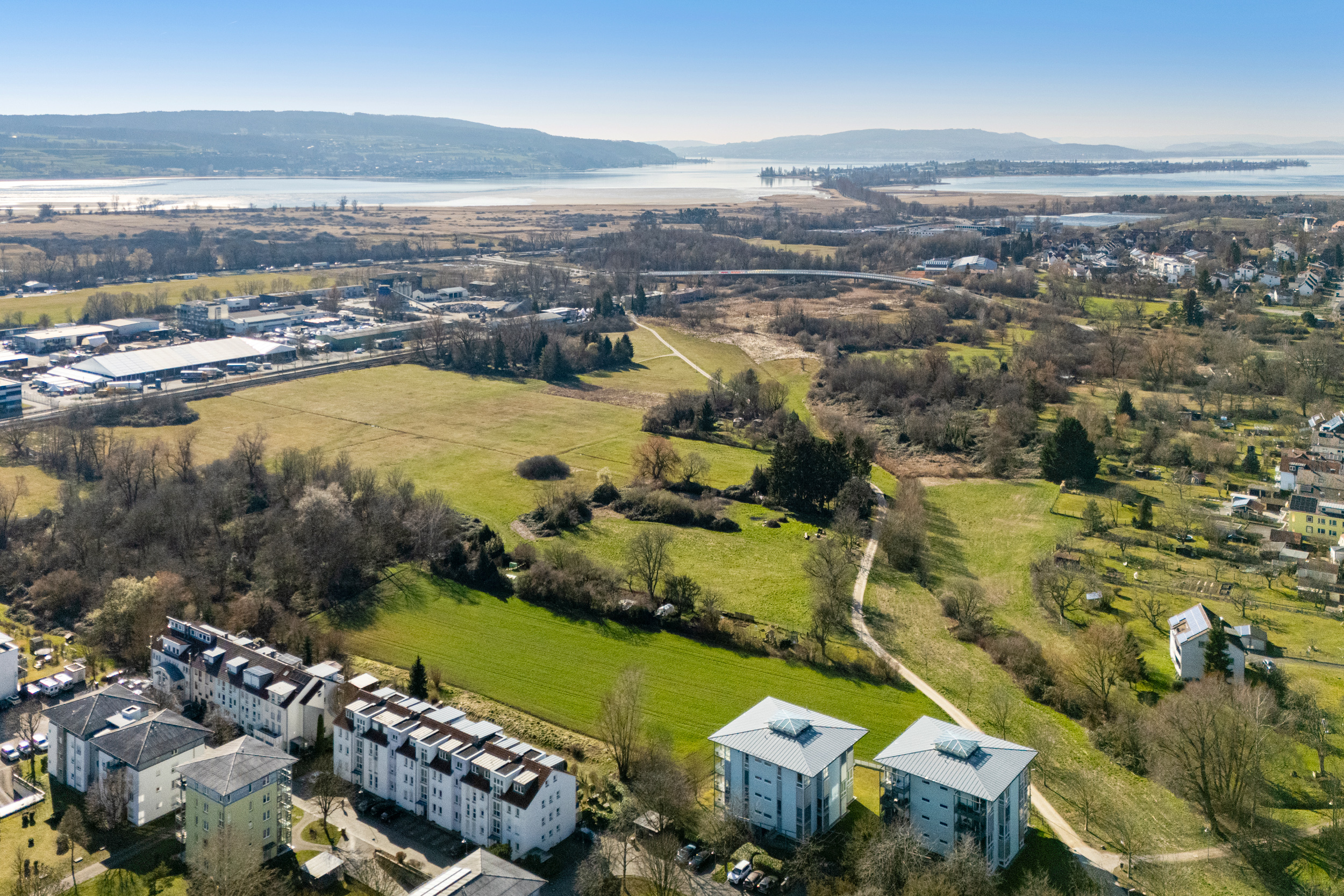 Ruhige und zentrale Lage mit optimaler Infrastruktur. Ruhige und zentrale Lage mit optimaler Infrastruktur.