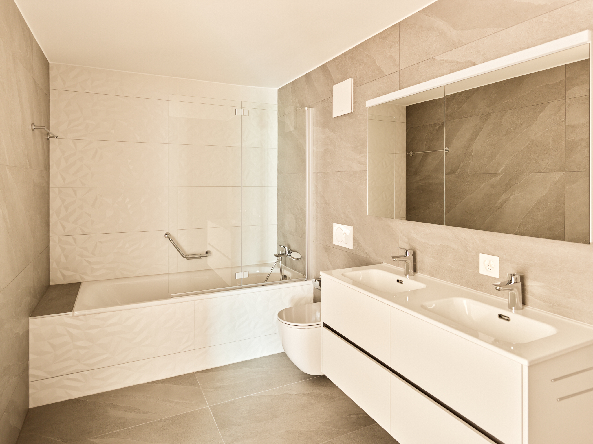 Interior view 5