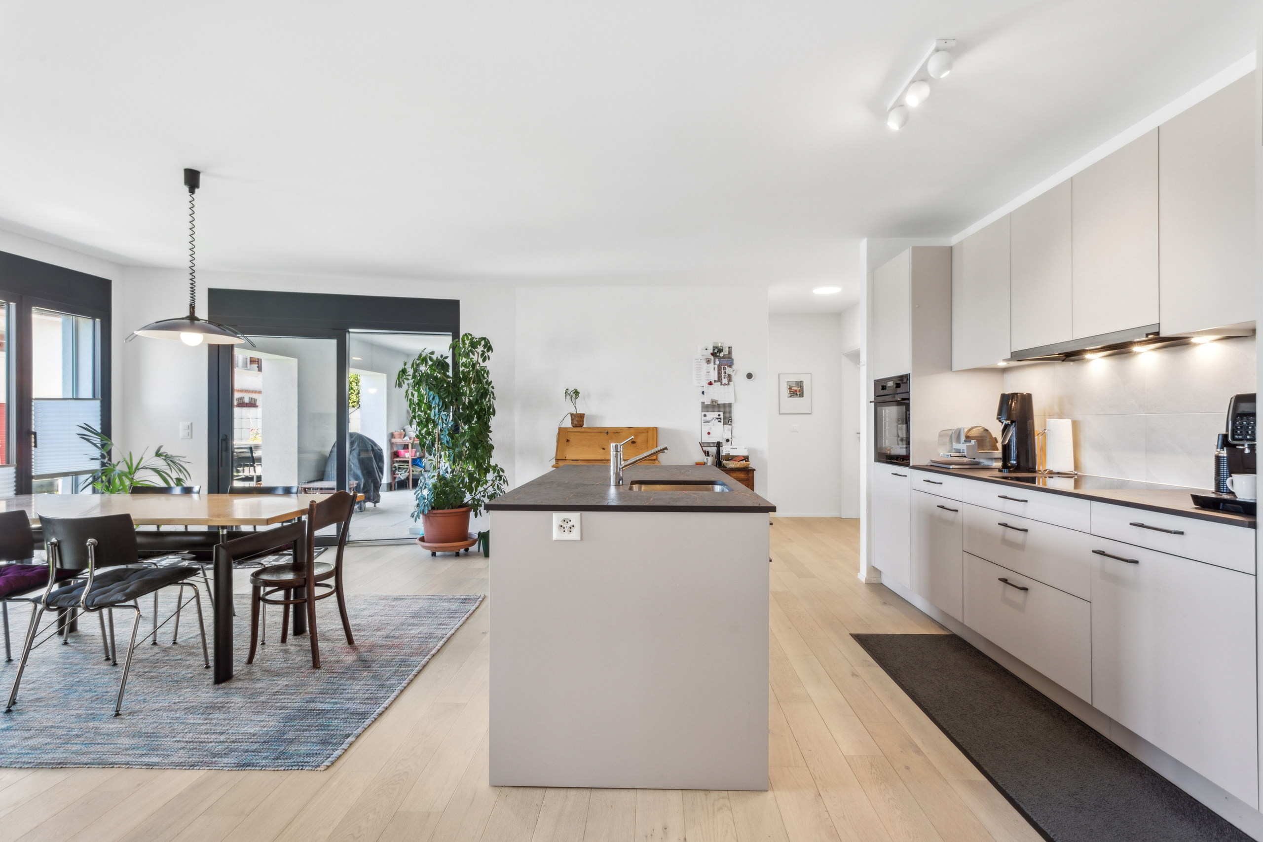 Kitchen and dining room