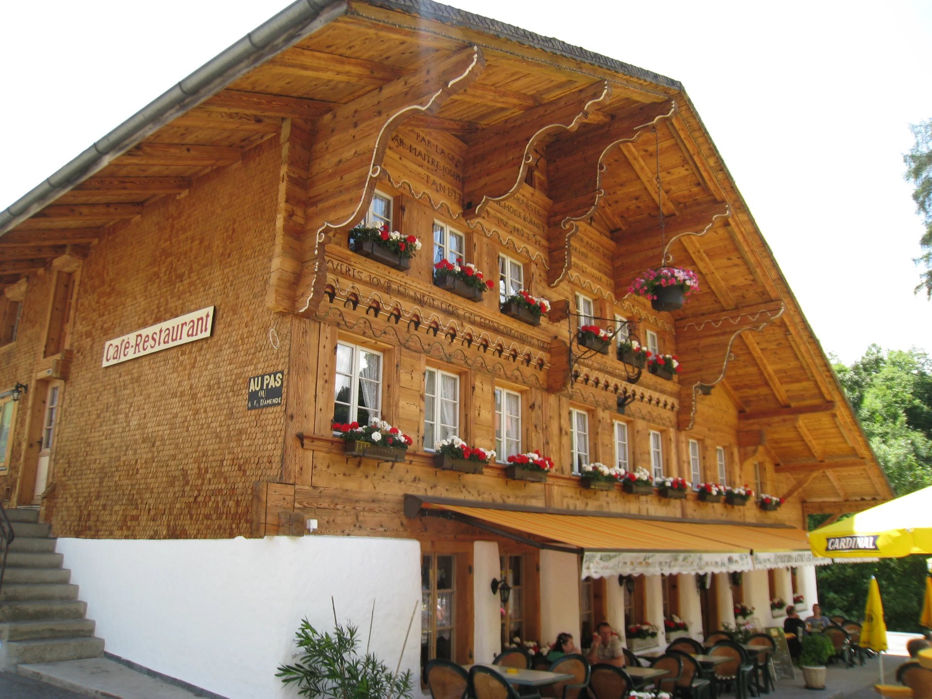 Photo 12