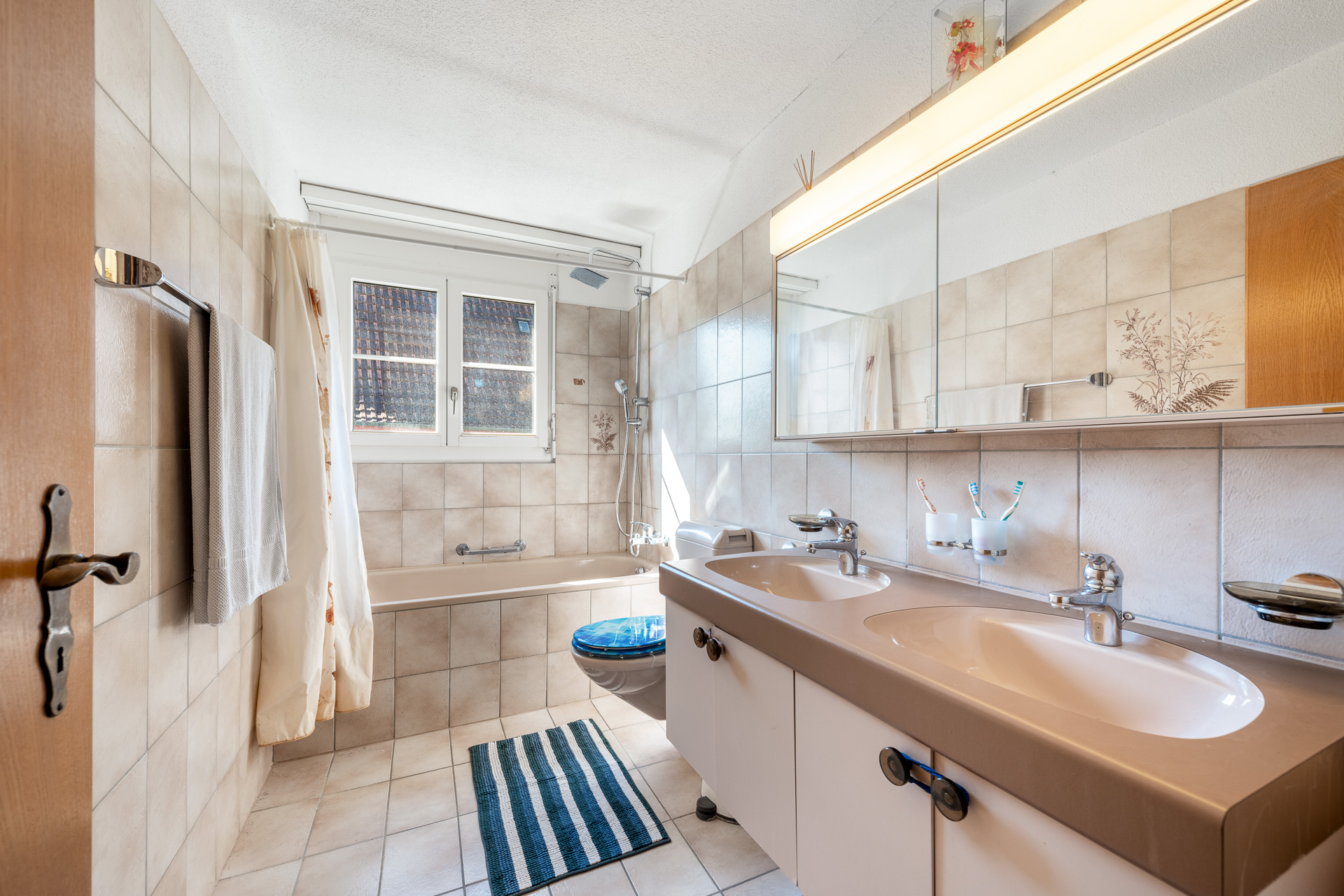Badezimmer untere Etage
