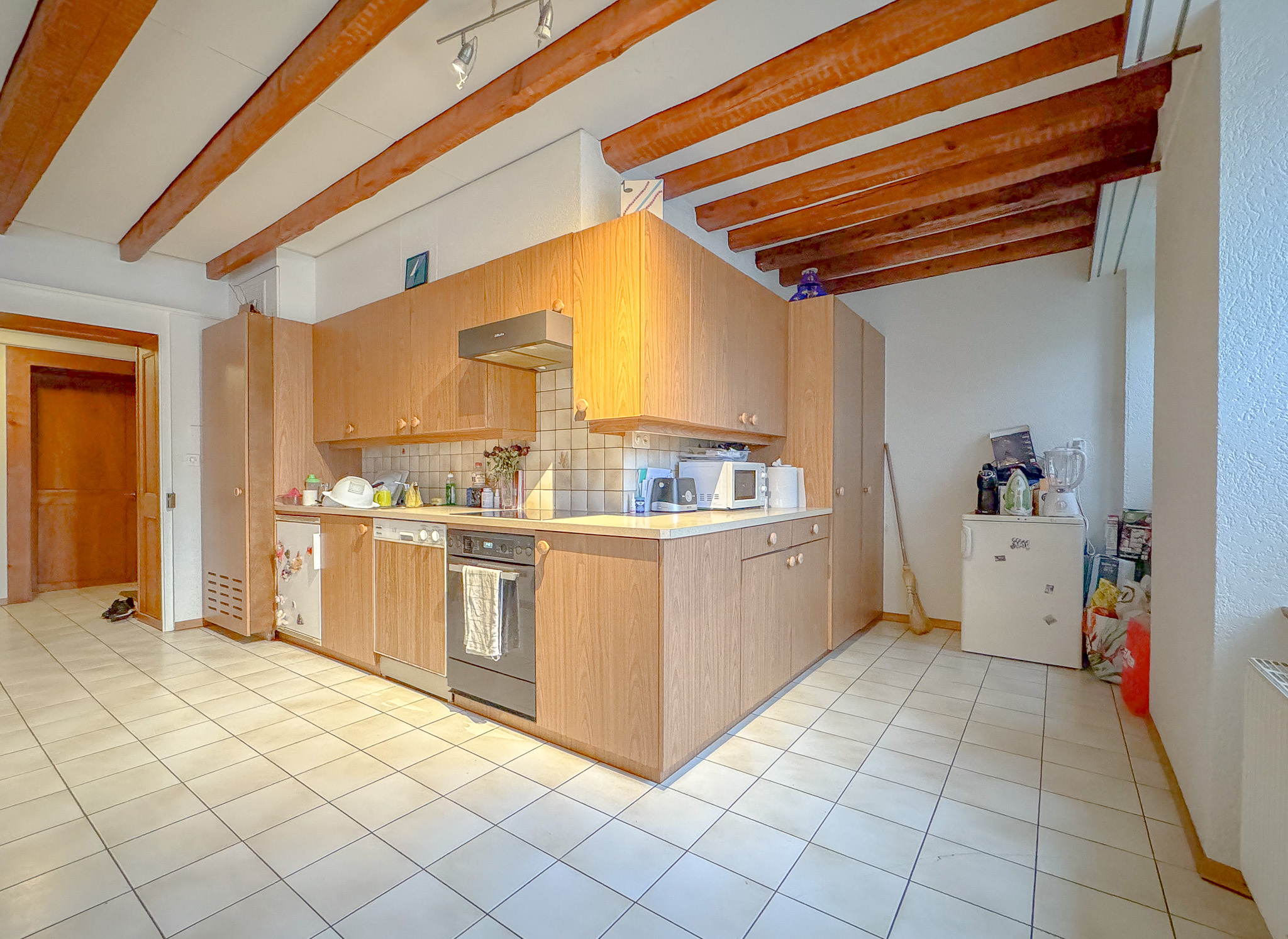 Appartement au 2ème étage - cuisine ouverte Appartement au 2ème étage - cuisine ouverte