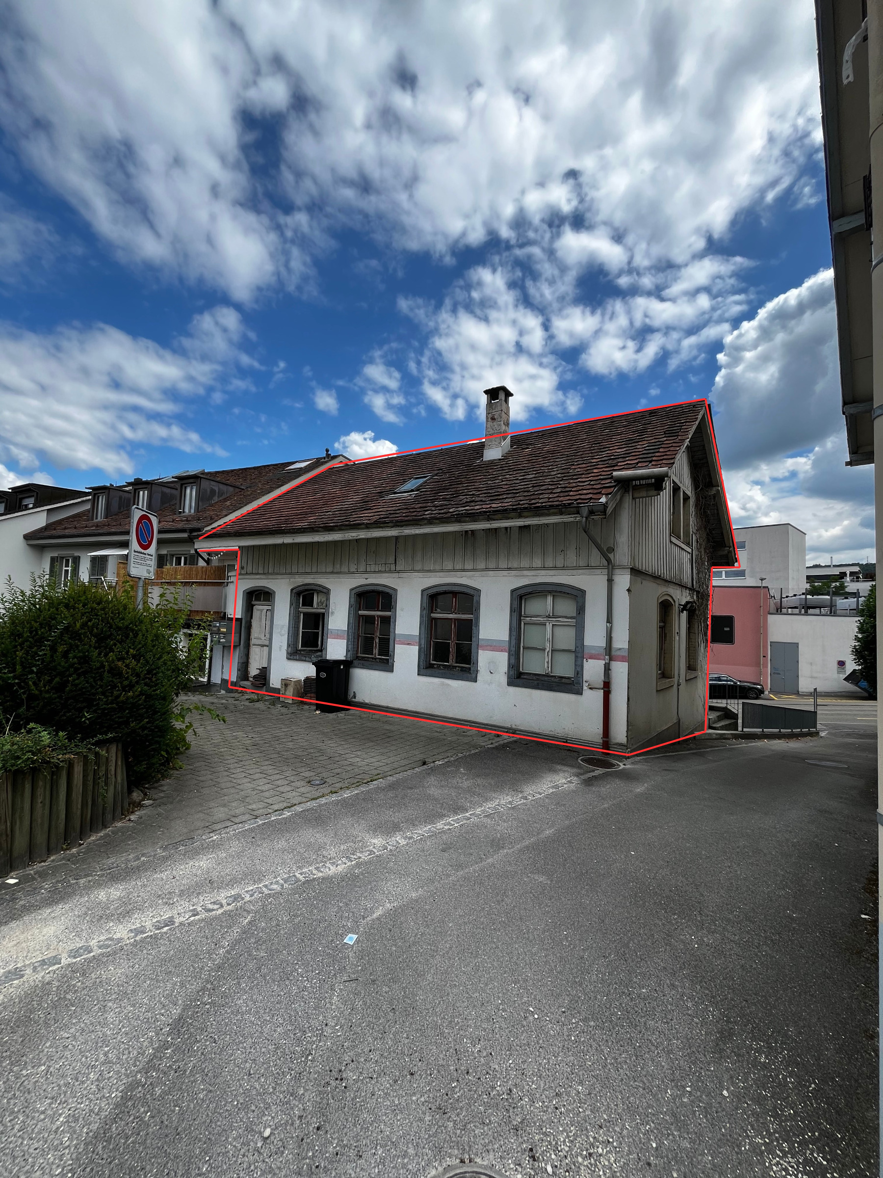 Photo 1