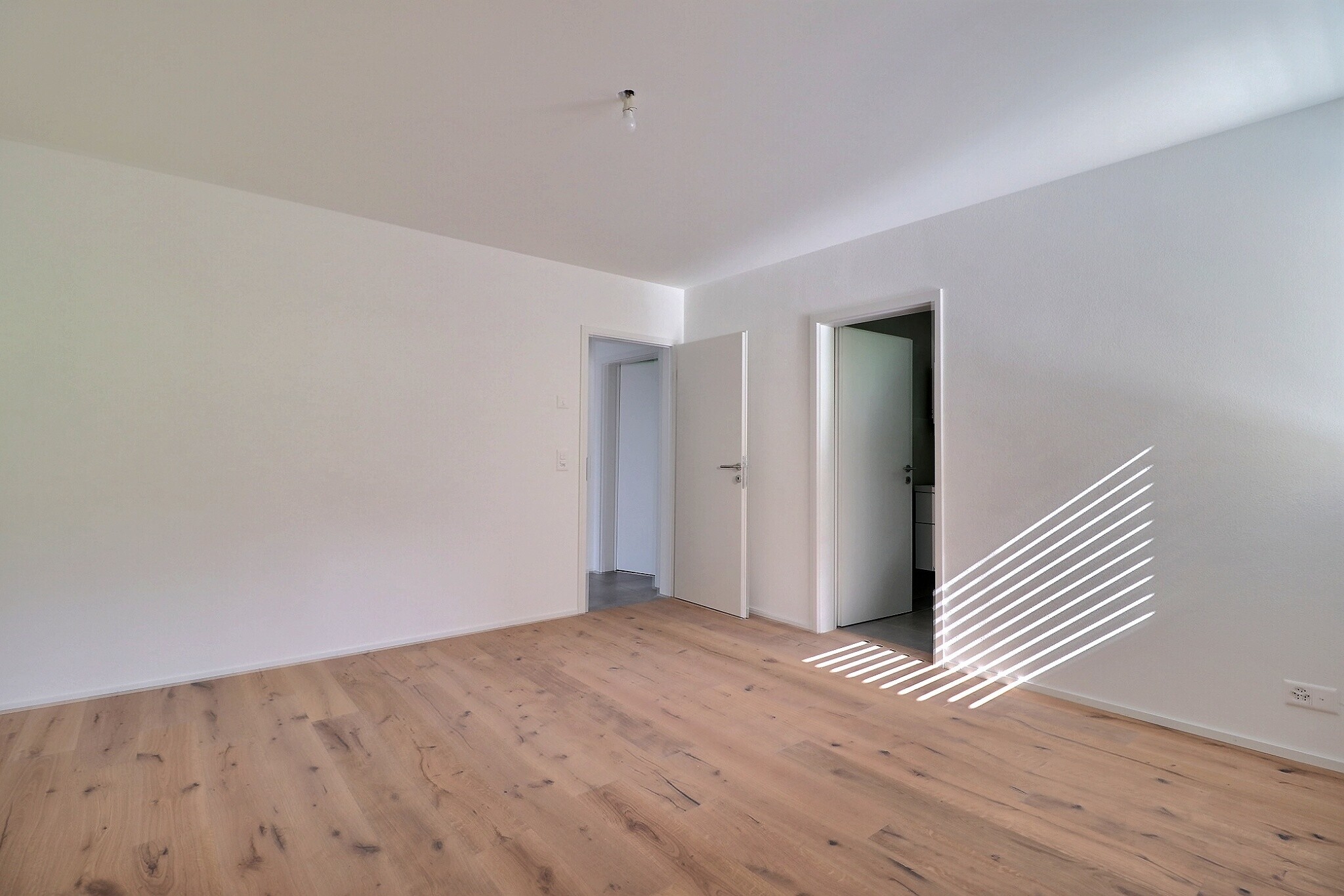 Chambre à coucher avec salle de bain privative