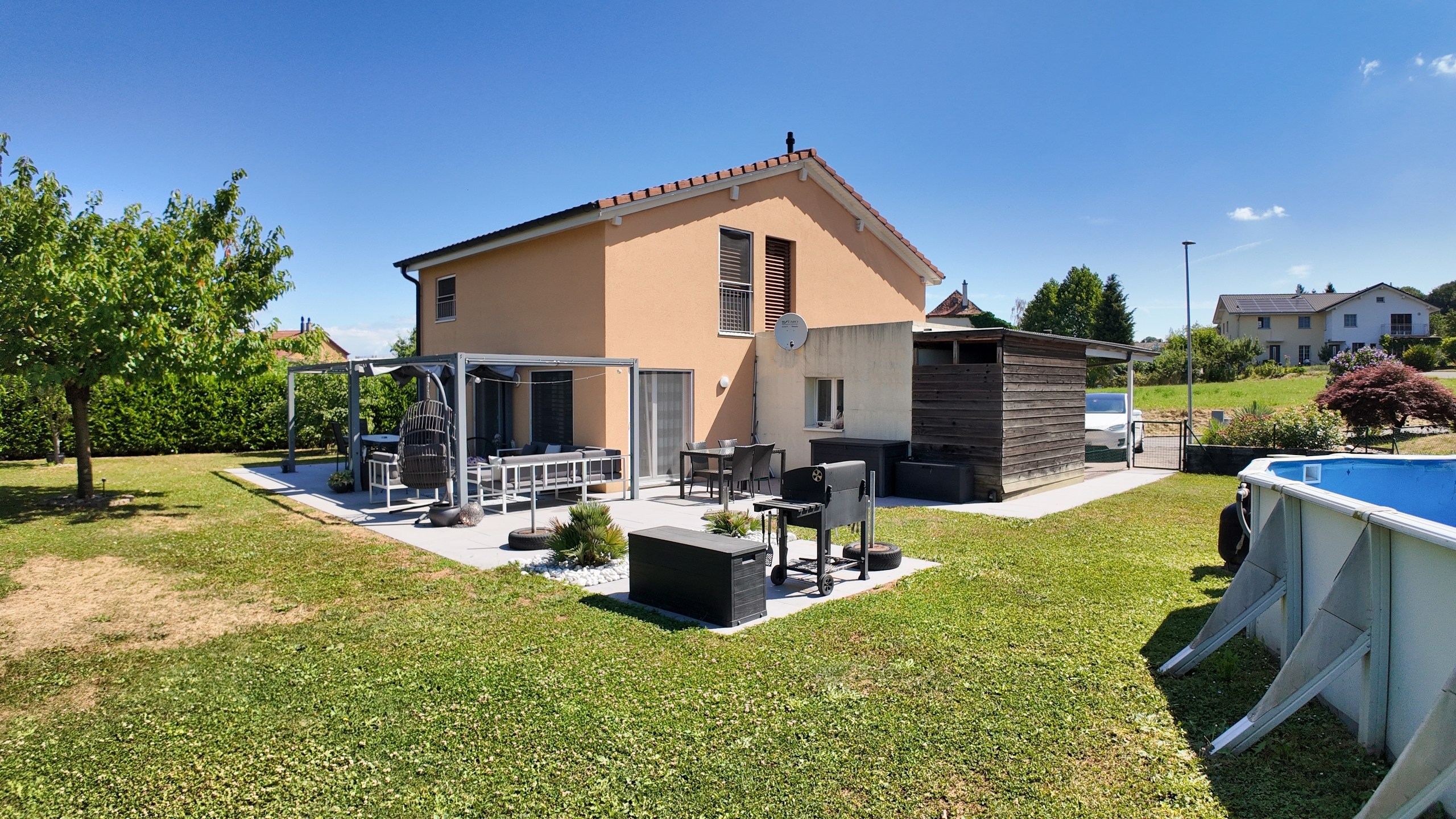 Extérieur Extérieur