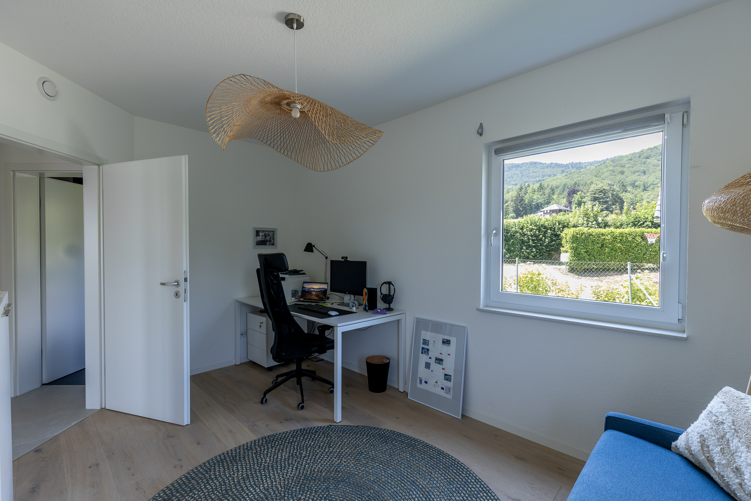 Interior view 11