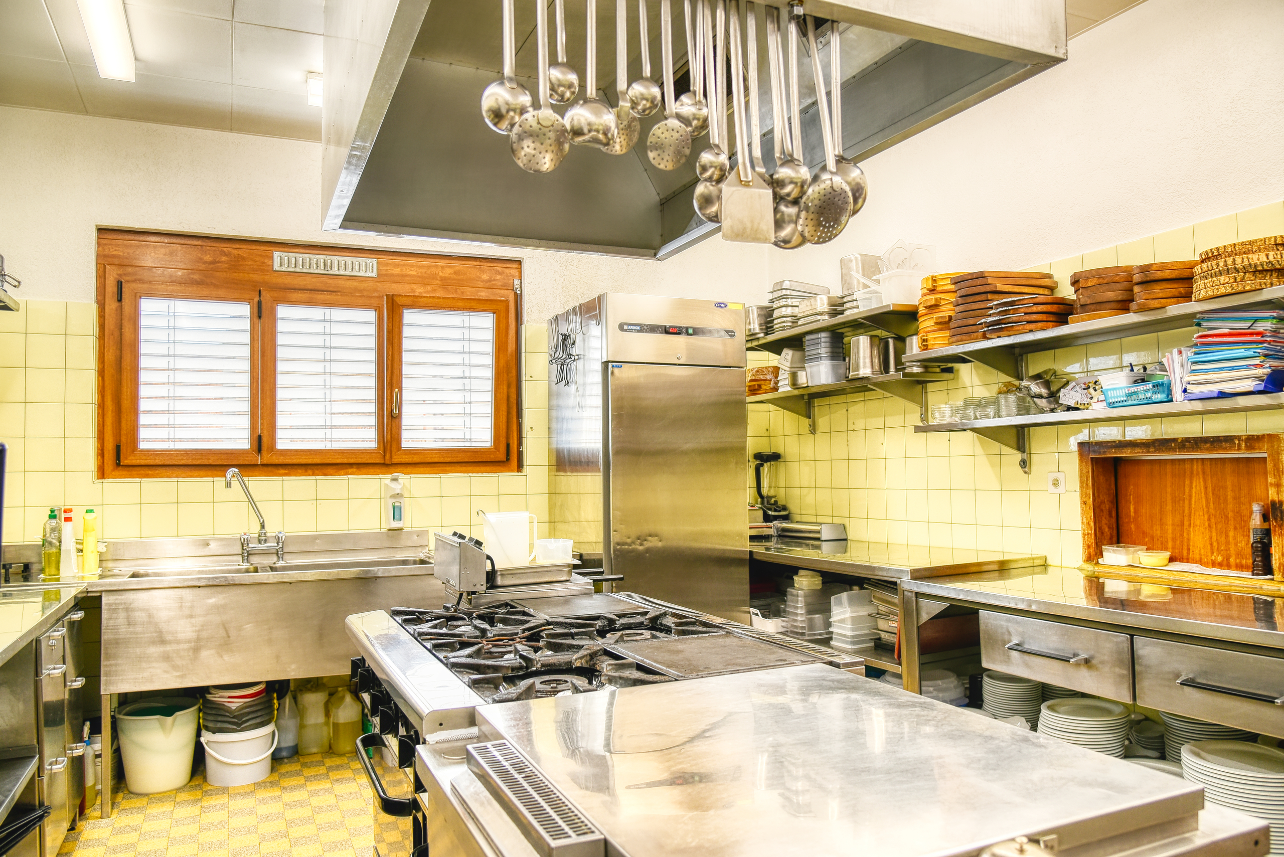 Restaurant Noës - Cuisine professionnelle équipée