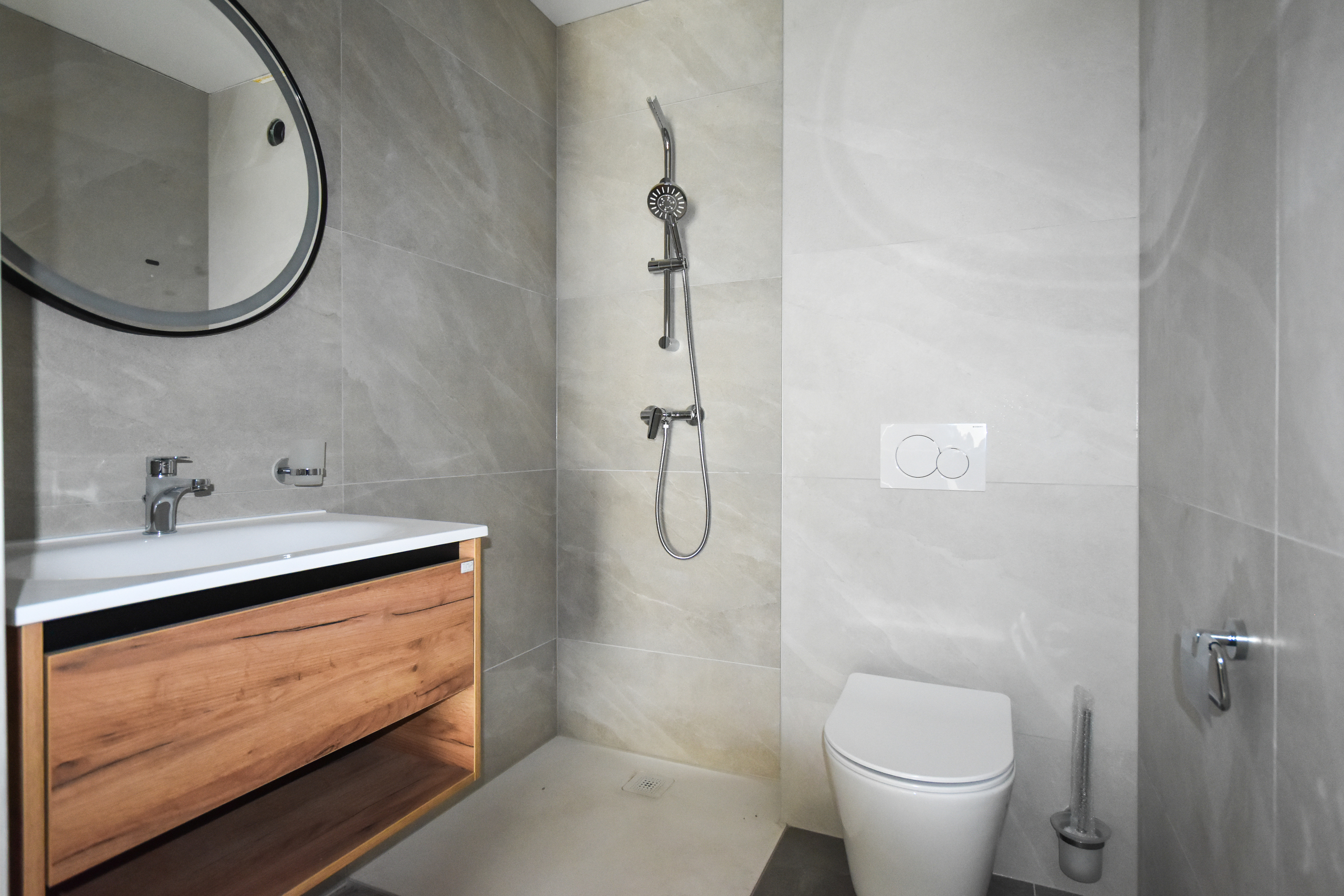 Interior view 4