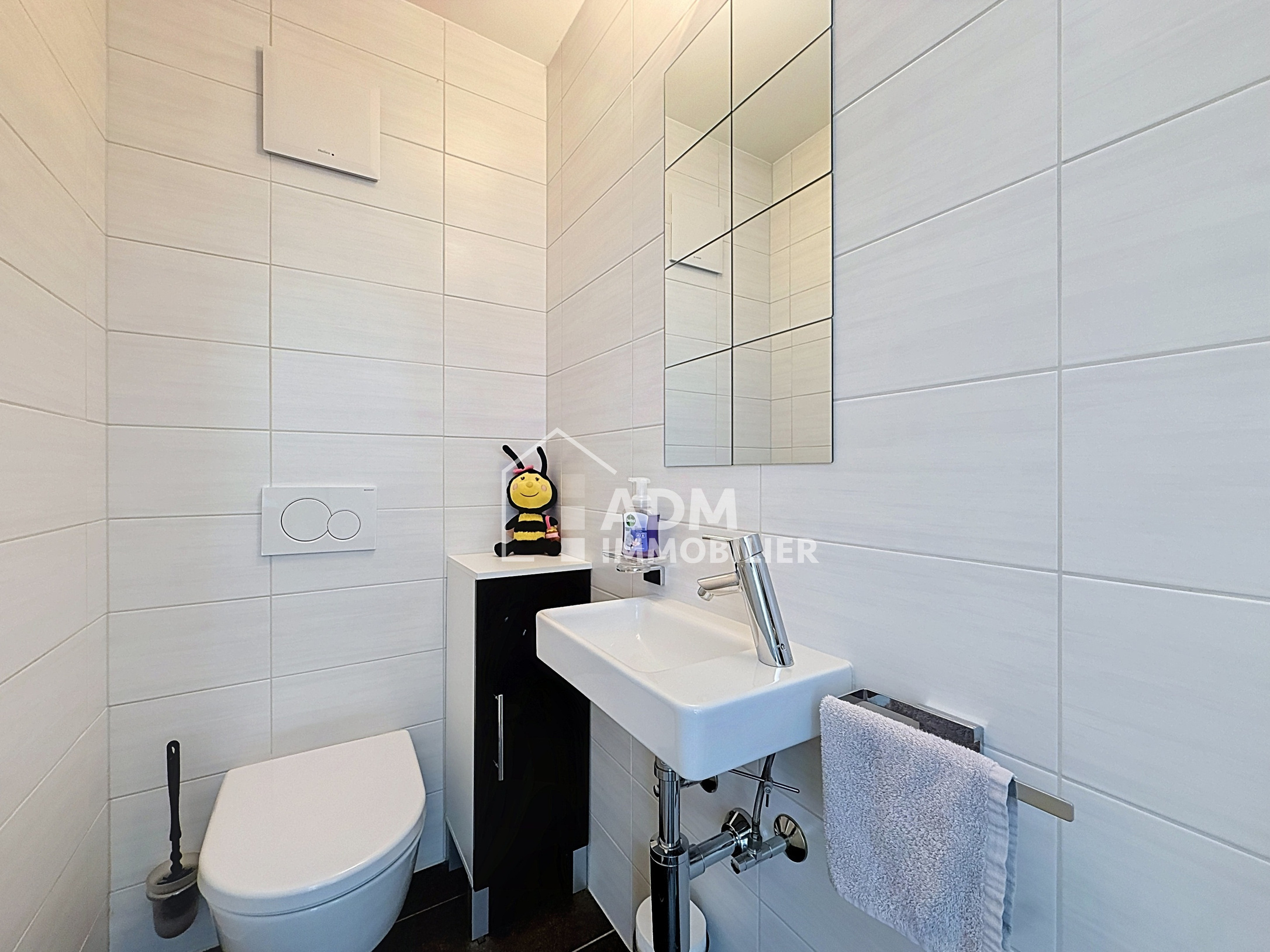WC visiteurs rez WC visiteurs rez