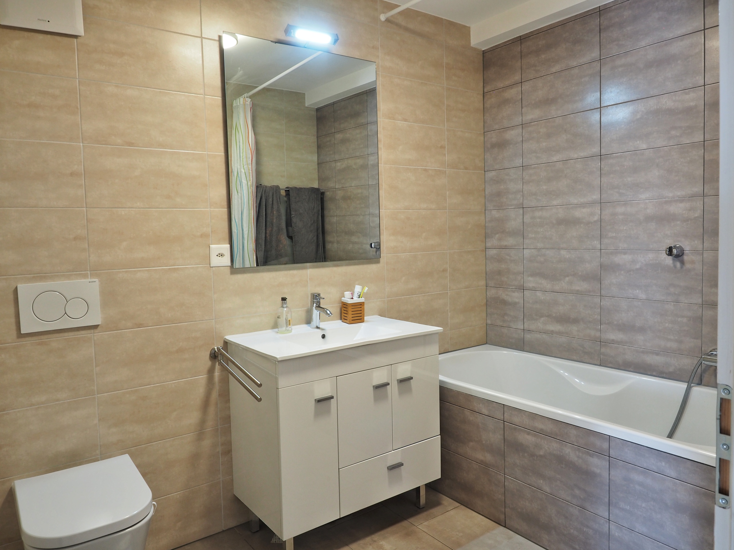 Interior view 2
