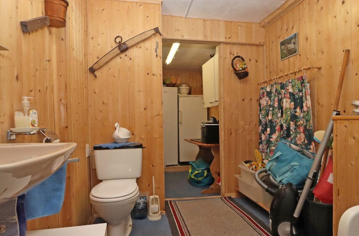 Photo 7