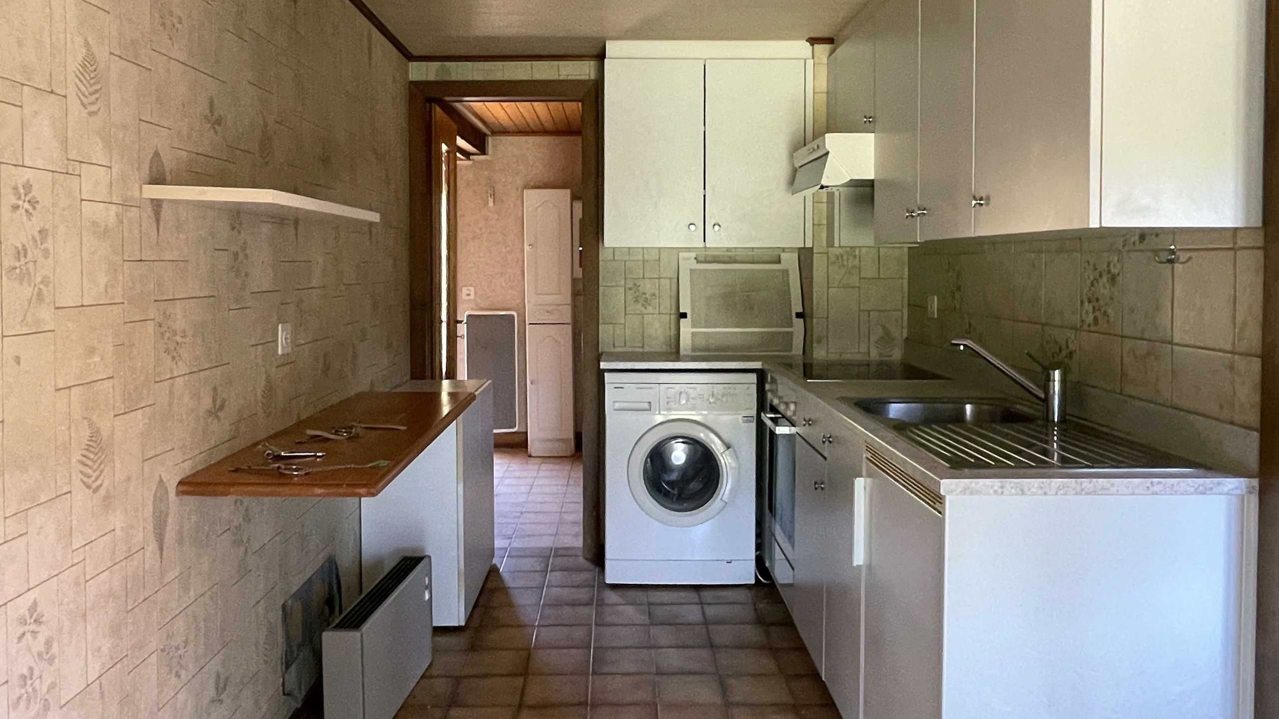 Interior view 3