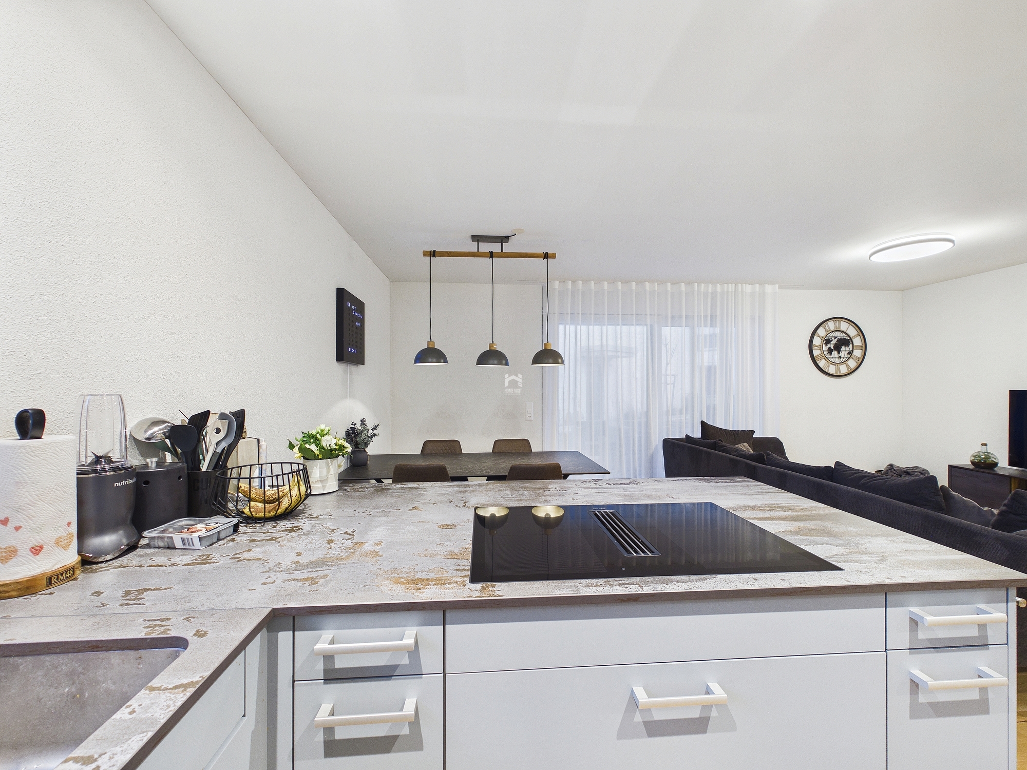 Hochwertige Küche mit Miele - Geräten