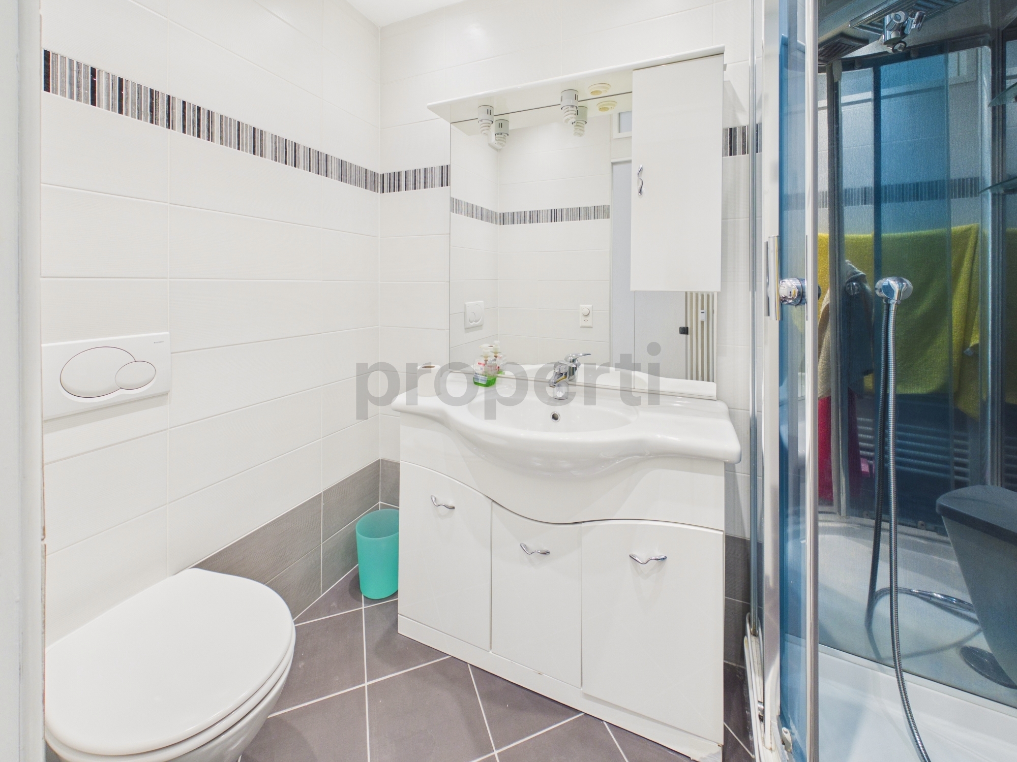 Image 9 Image 9