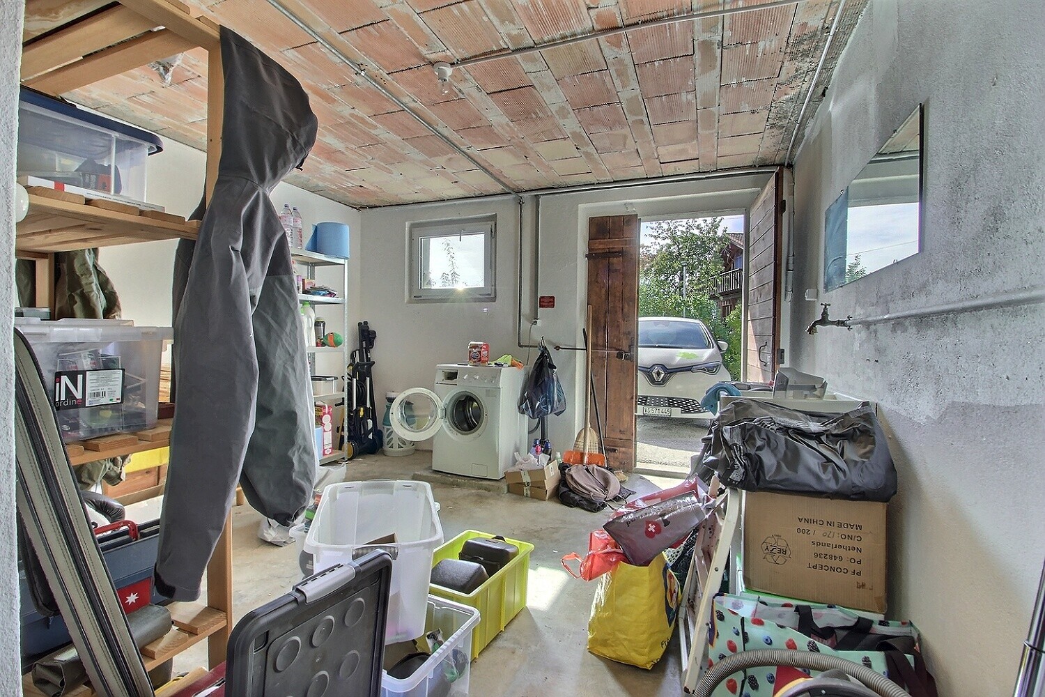 Photo 8