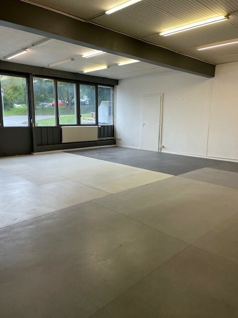 Showroom environ 57m2 Showroom environ 57m2