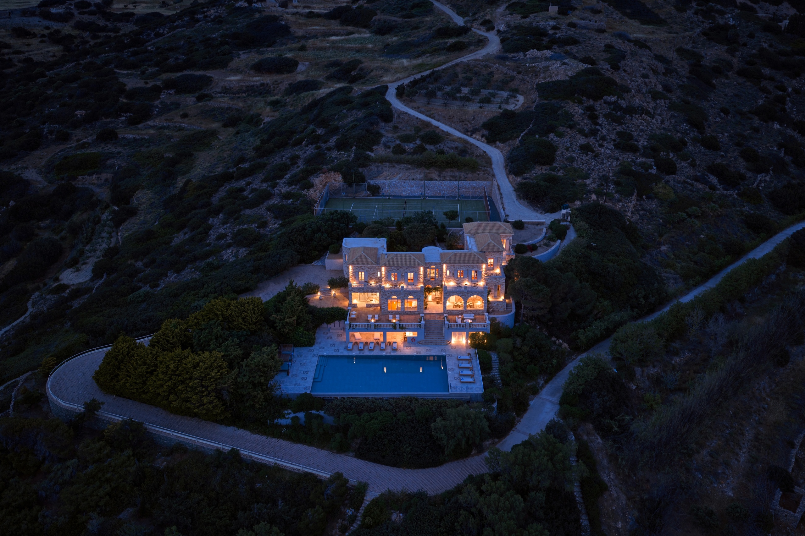 Exterior view 5