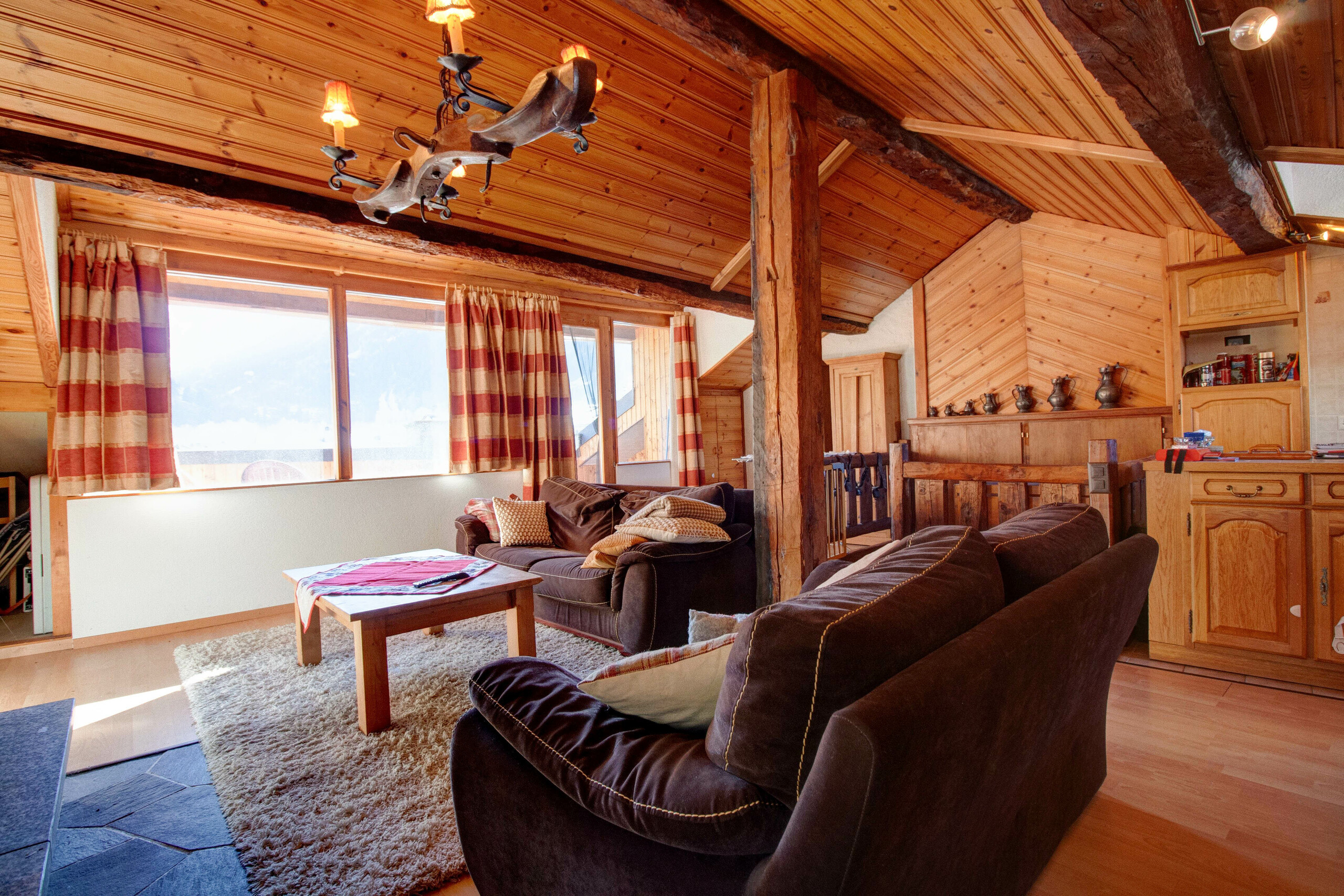 Interior view 2
